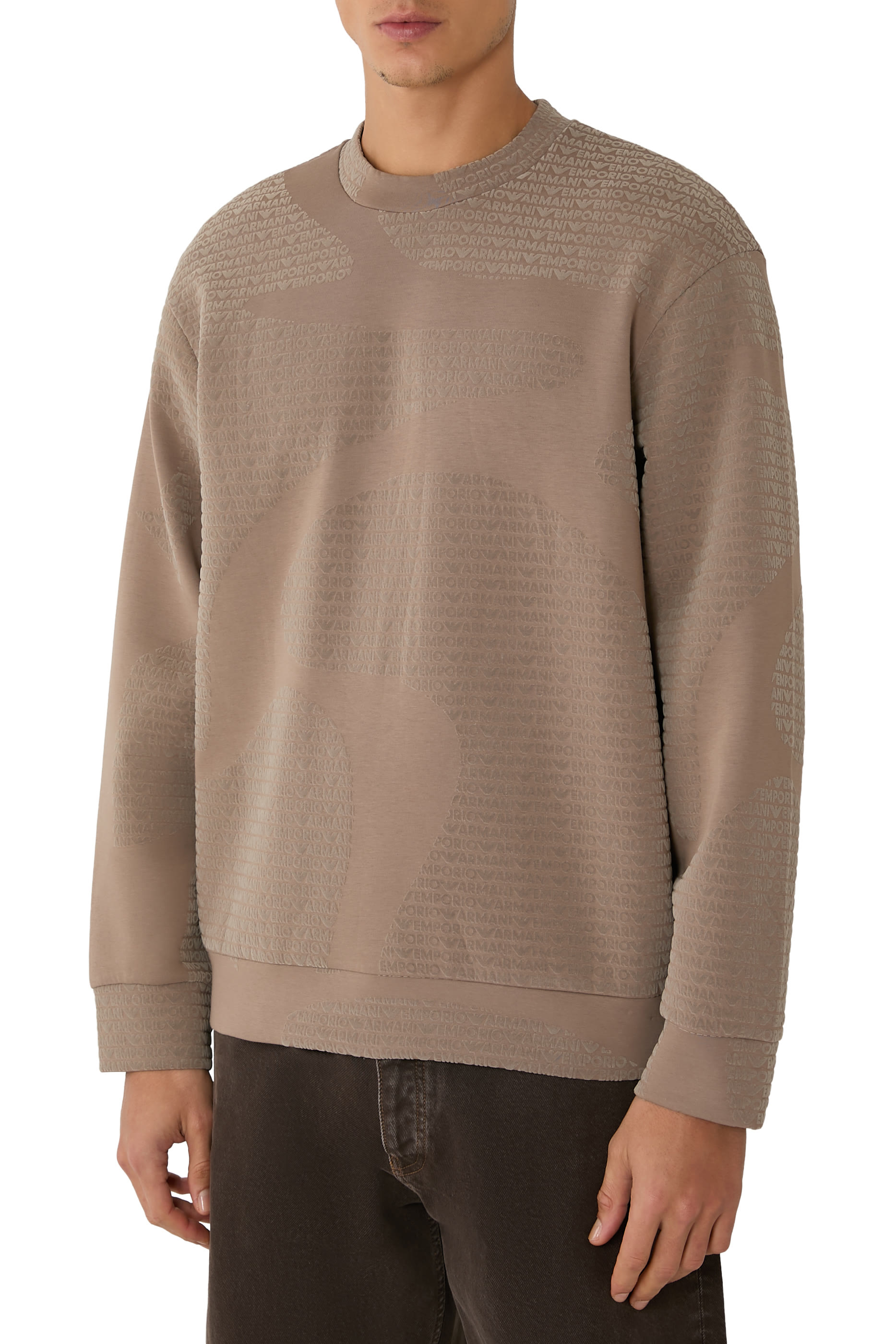 سويت شيرت بشعار الماركة