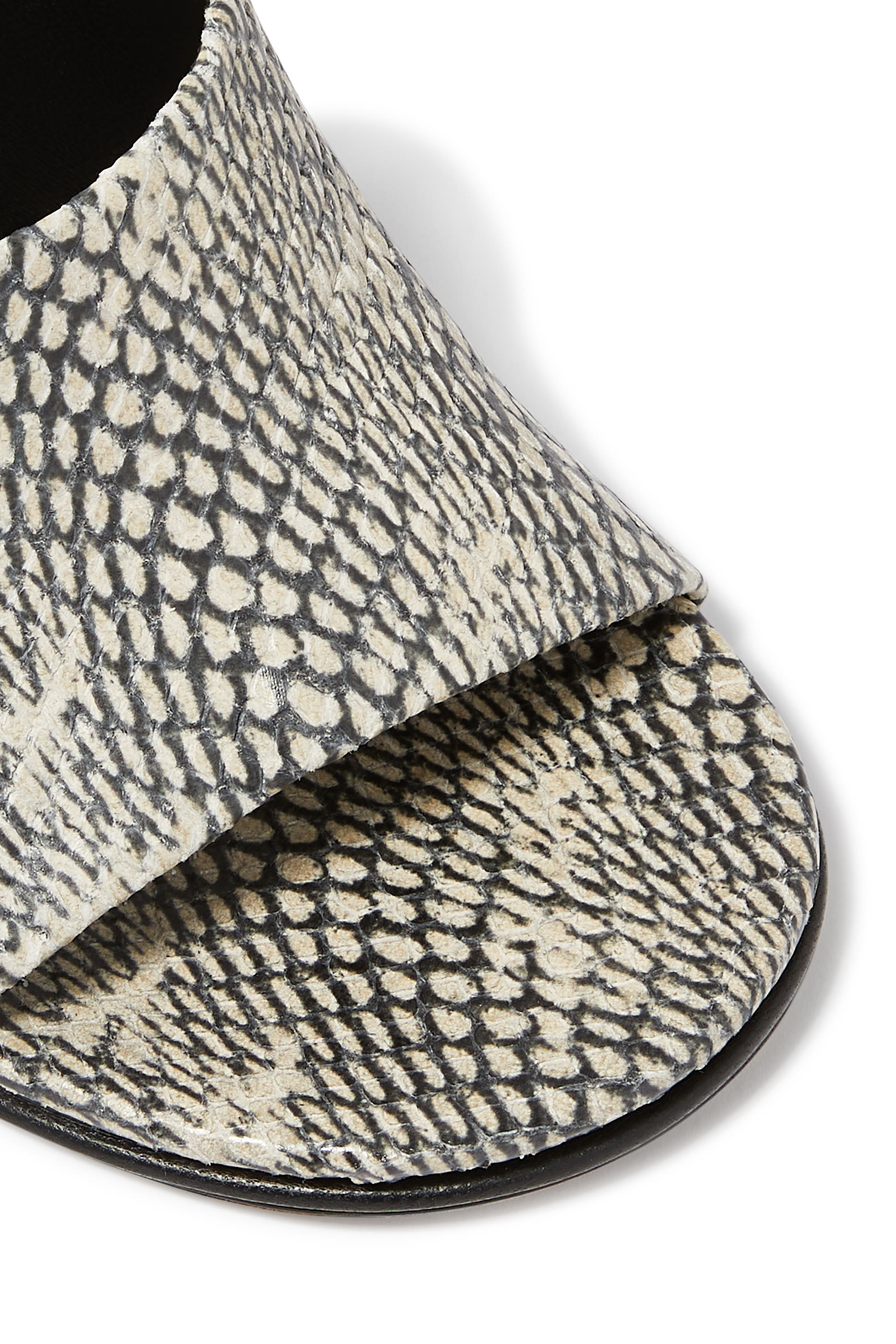 حذاء مفتوح من الخلف 100 ذا دابل