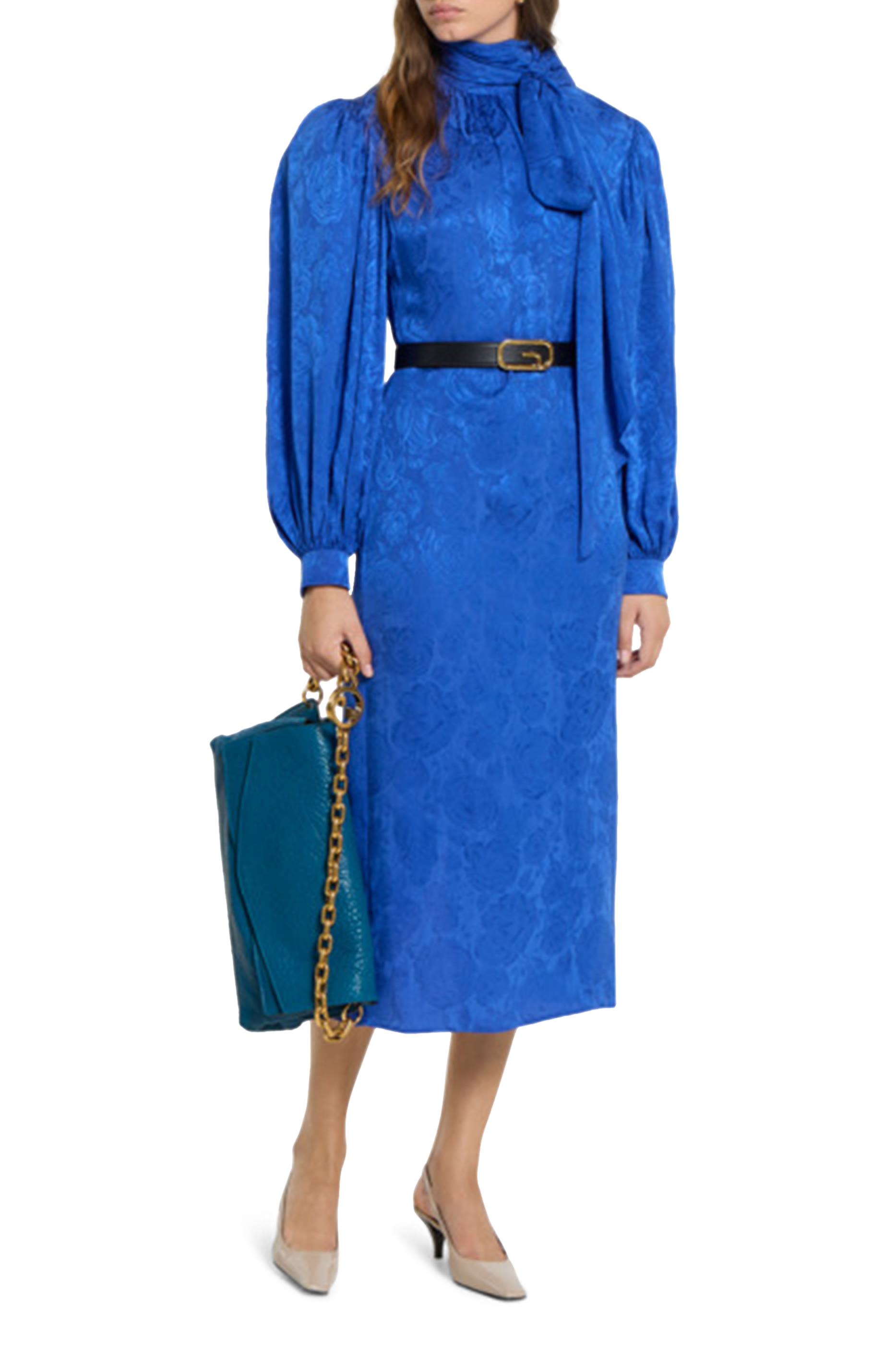 حزام بوجهين وحلية مربعة بتصميم حرف شعار الماركة