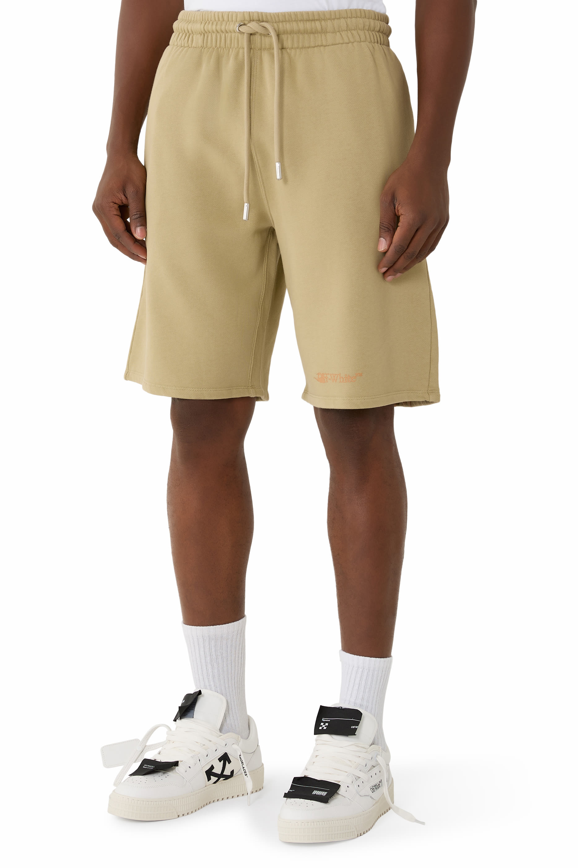 شورت رياضي سكيت مزين بشعار الماركة