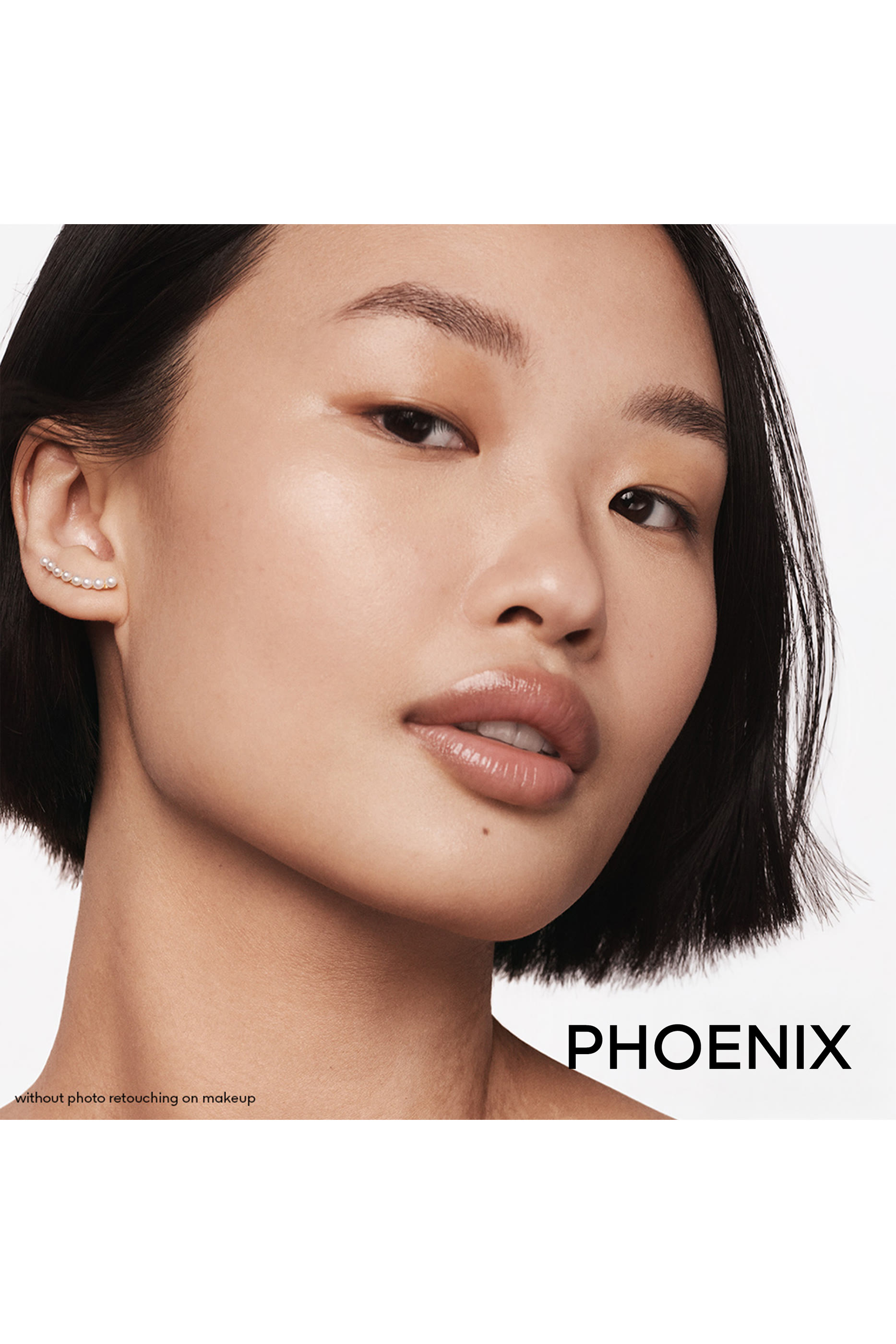 بودرة إشراق البشرة ميتوريتس بتصميم حبيبات بنقشة ريش العنقاء