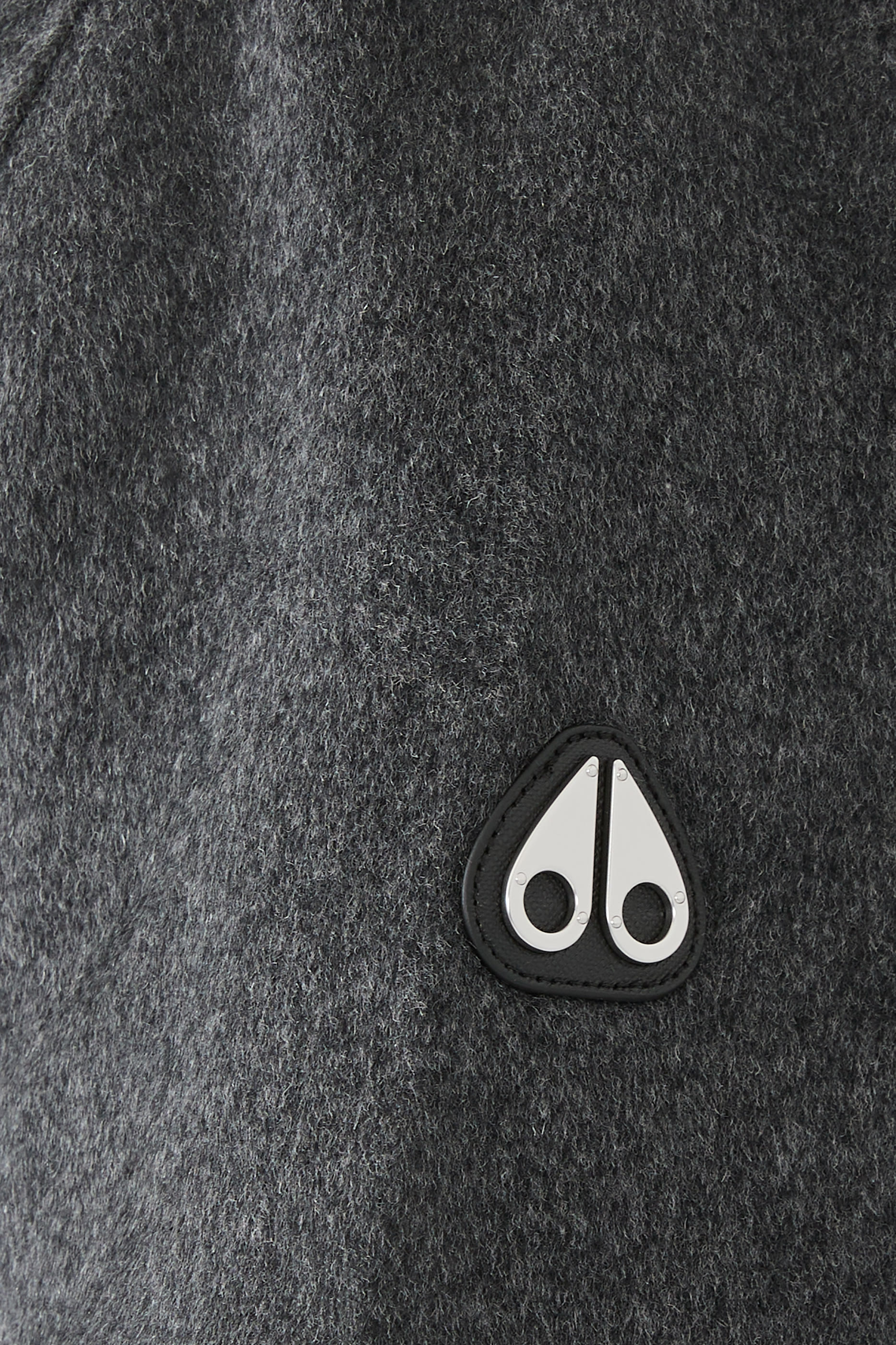 جاكيت جاك بتصميم قميص