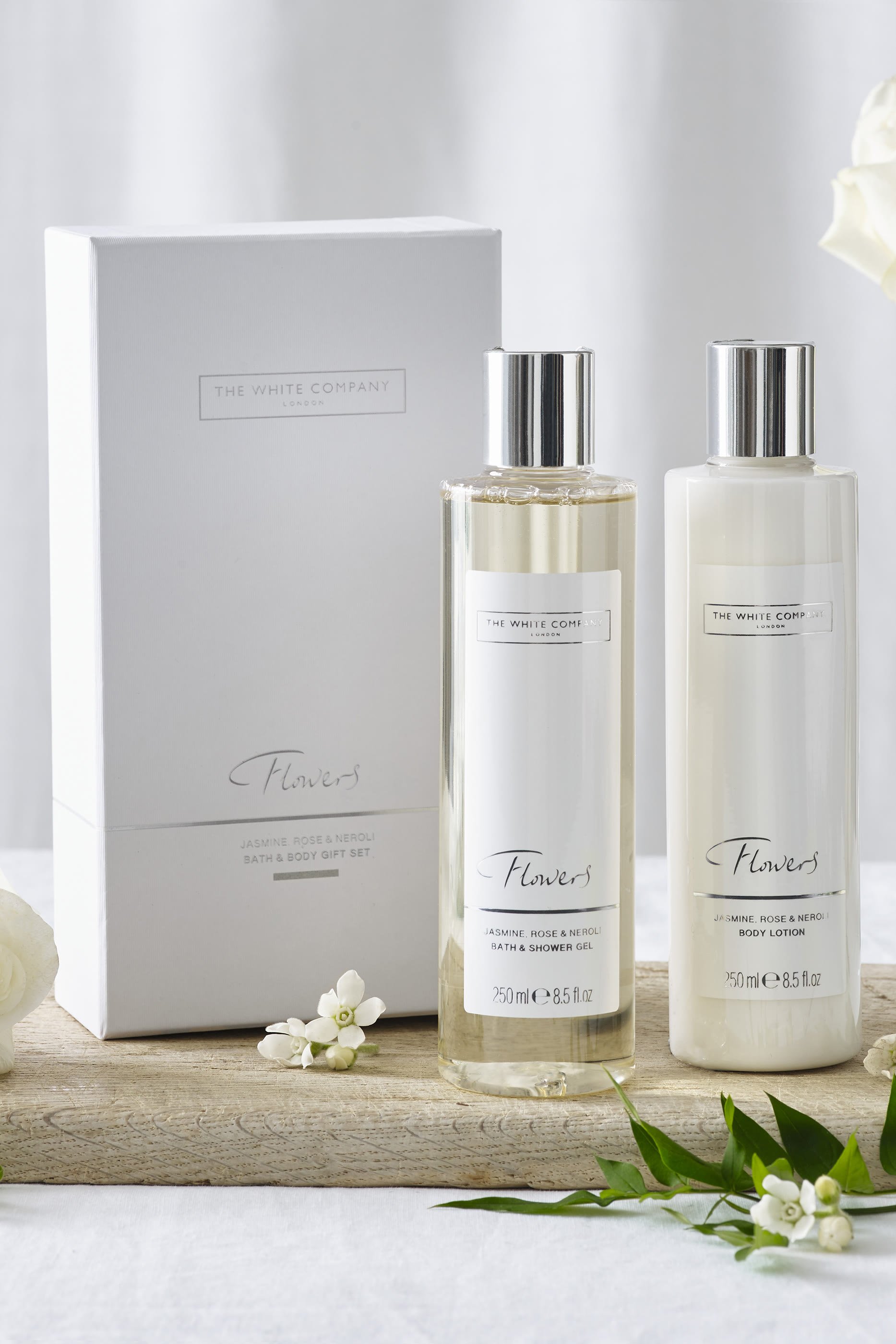 مجموعة هدايا فلاورز للجسم والإستحمام