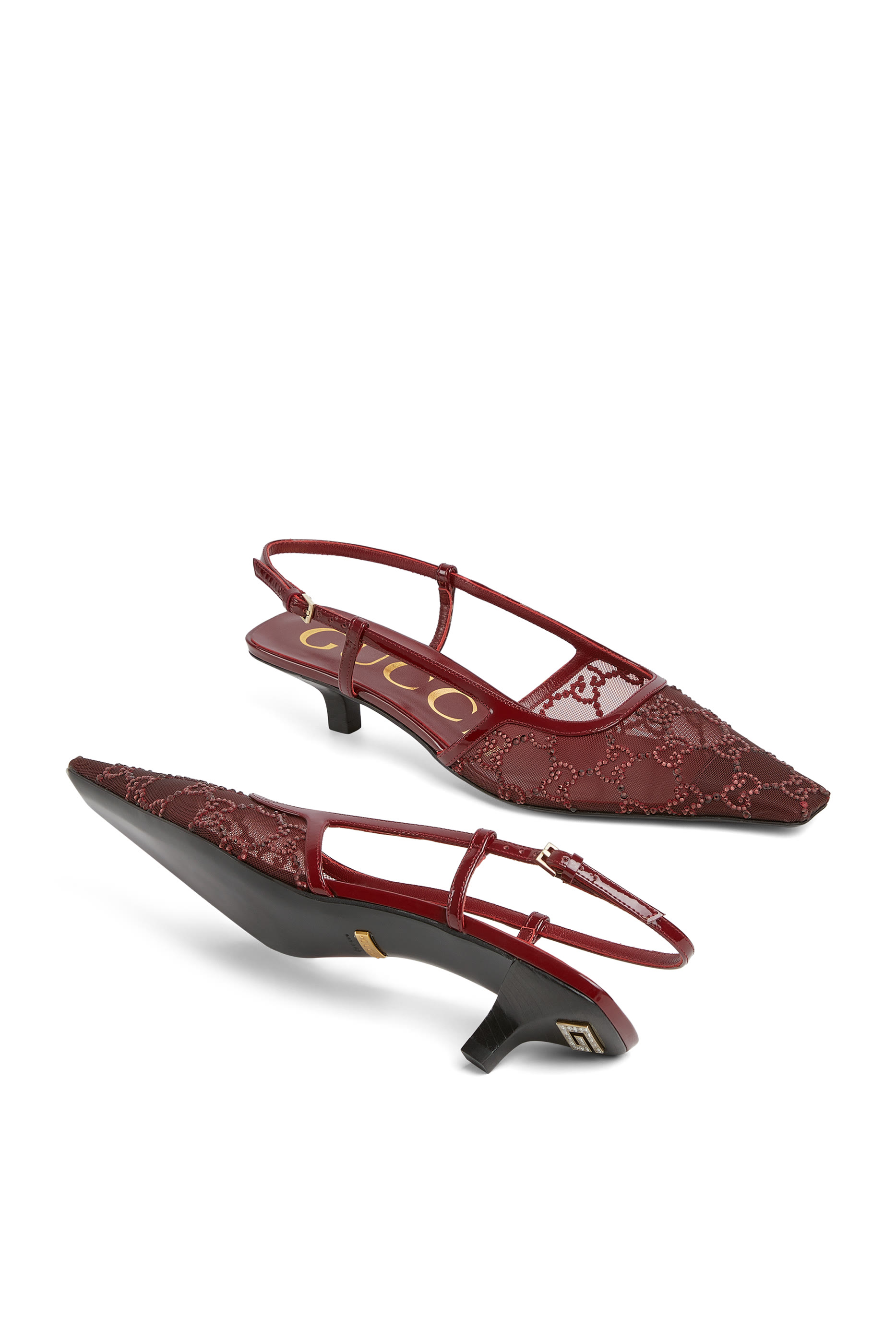 حذاء كلاسيكي 35 بسير خلفي وكريستال مرصع بتصميم شعار الماركة