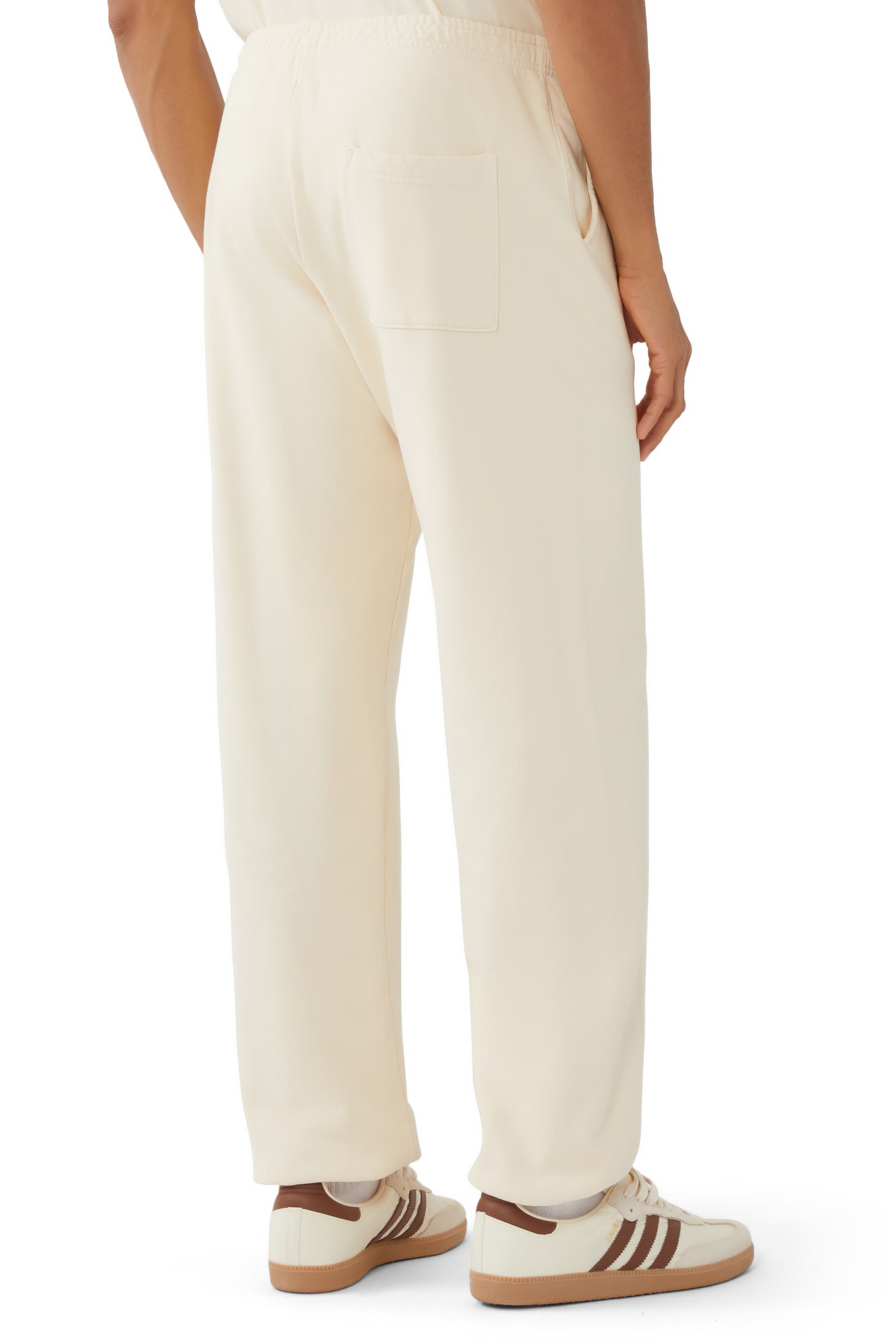 بنطال رياضي بشعار الماركة