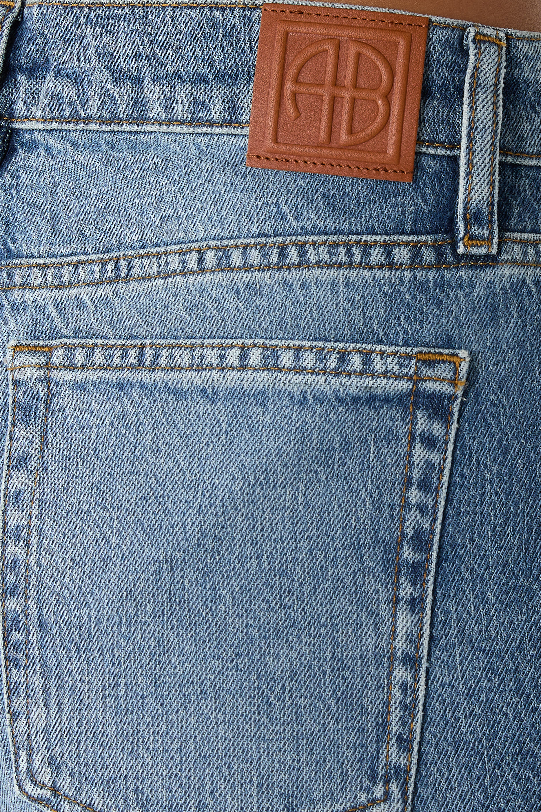 بنطال جينز جين