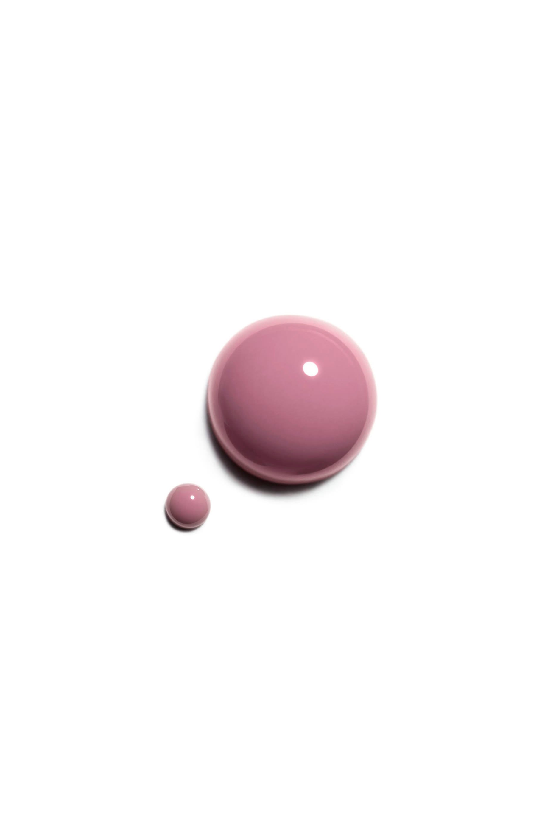 طلاء أظافر Chanel LE VERNIS