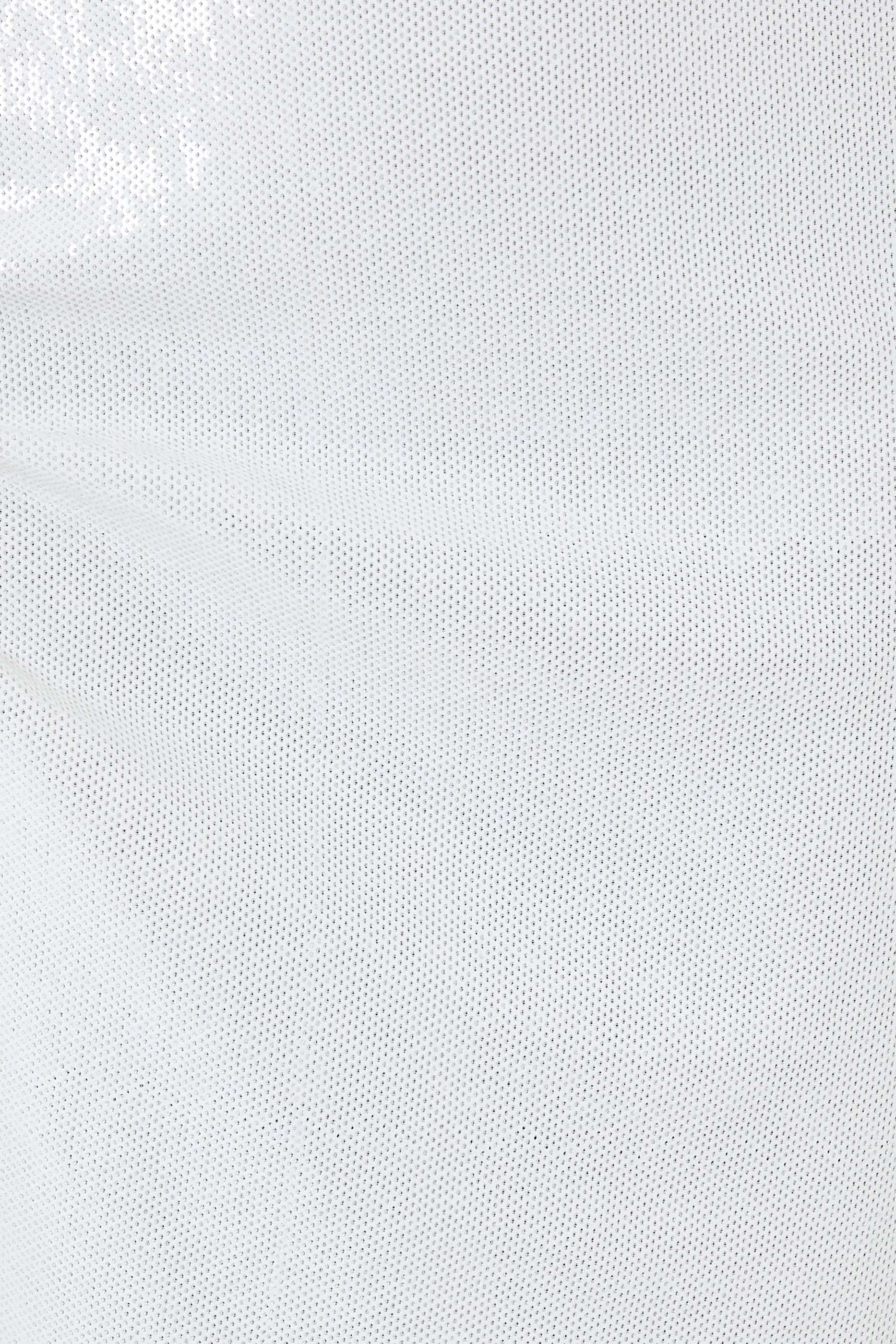 تنورة طويلة مطرزة بترتر