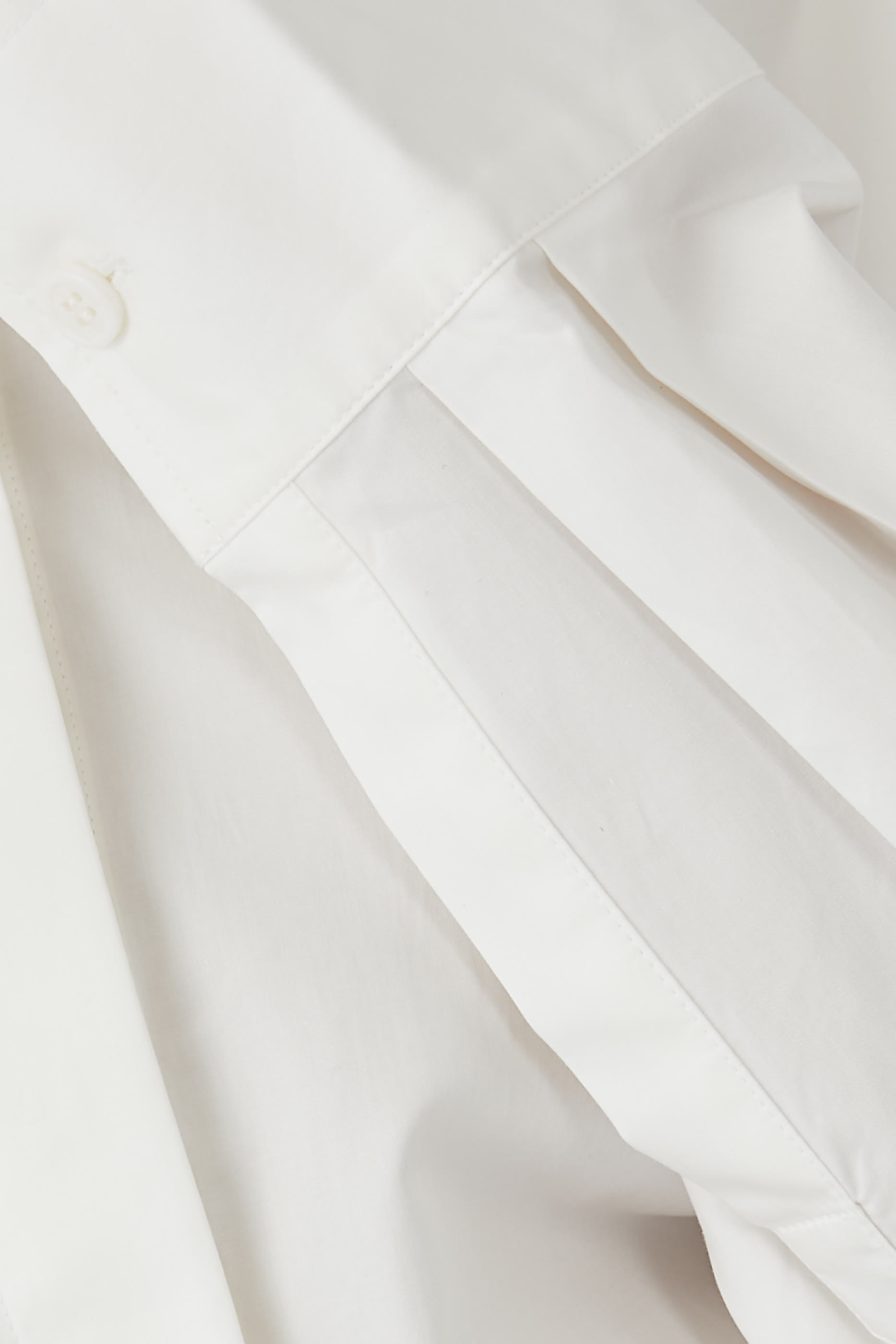 قميص بظهر مفتوح