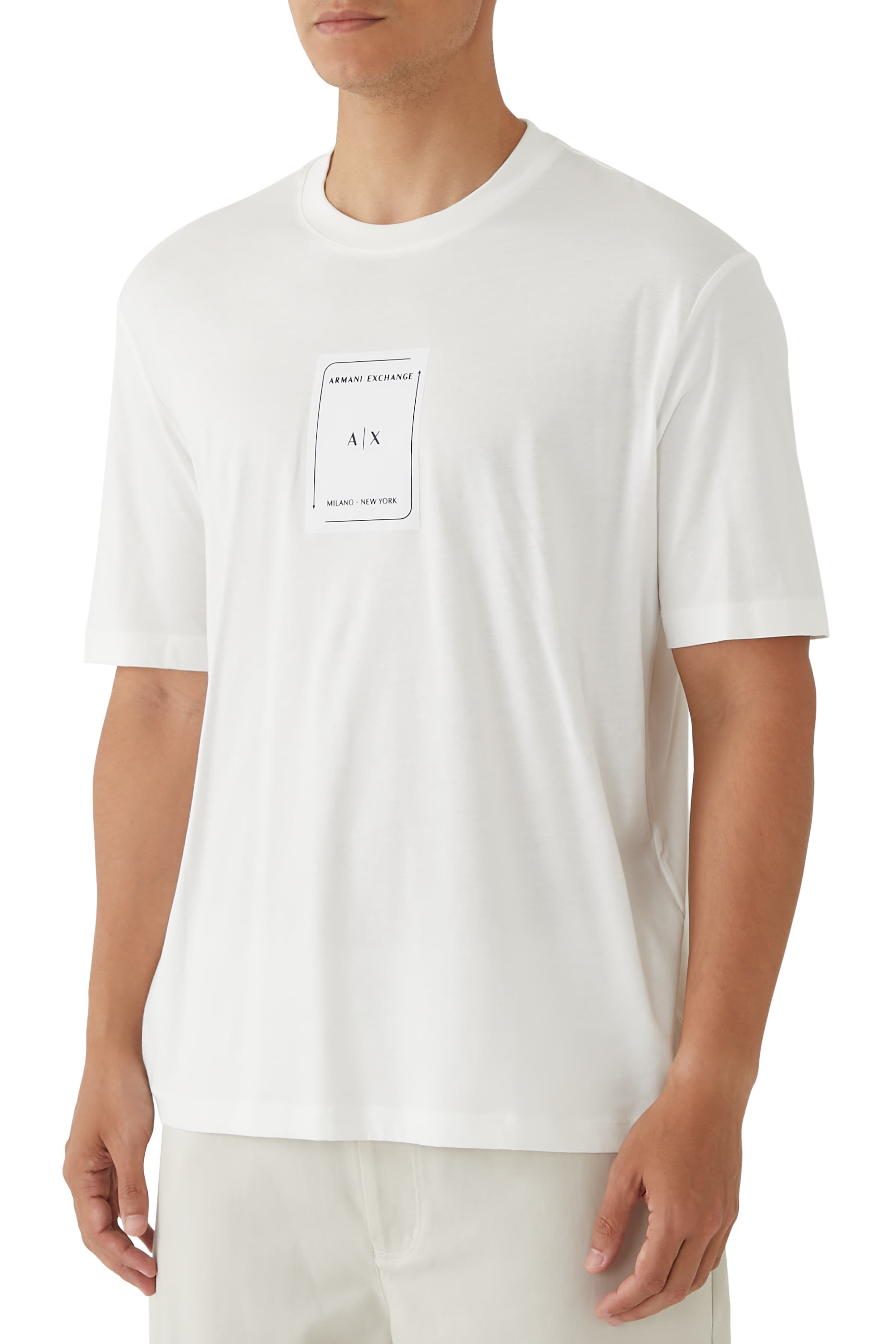 تيشيرت بشعار الماركة