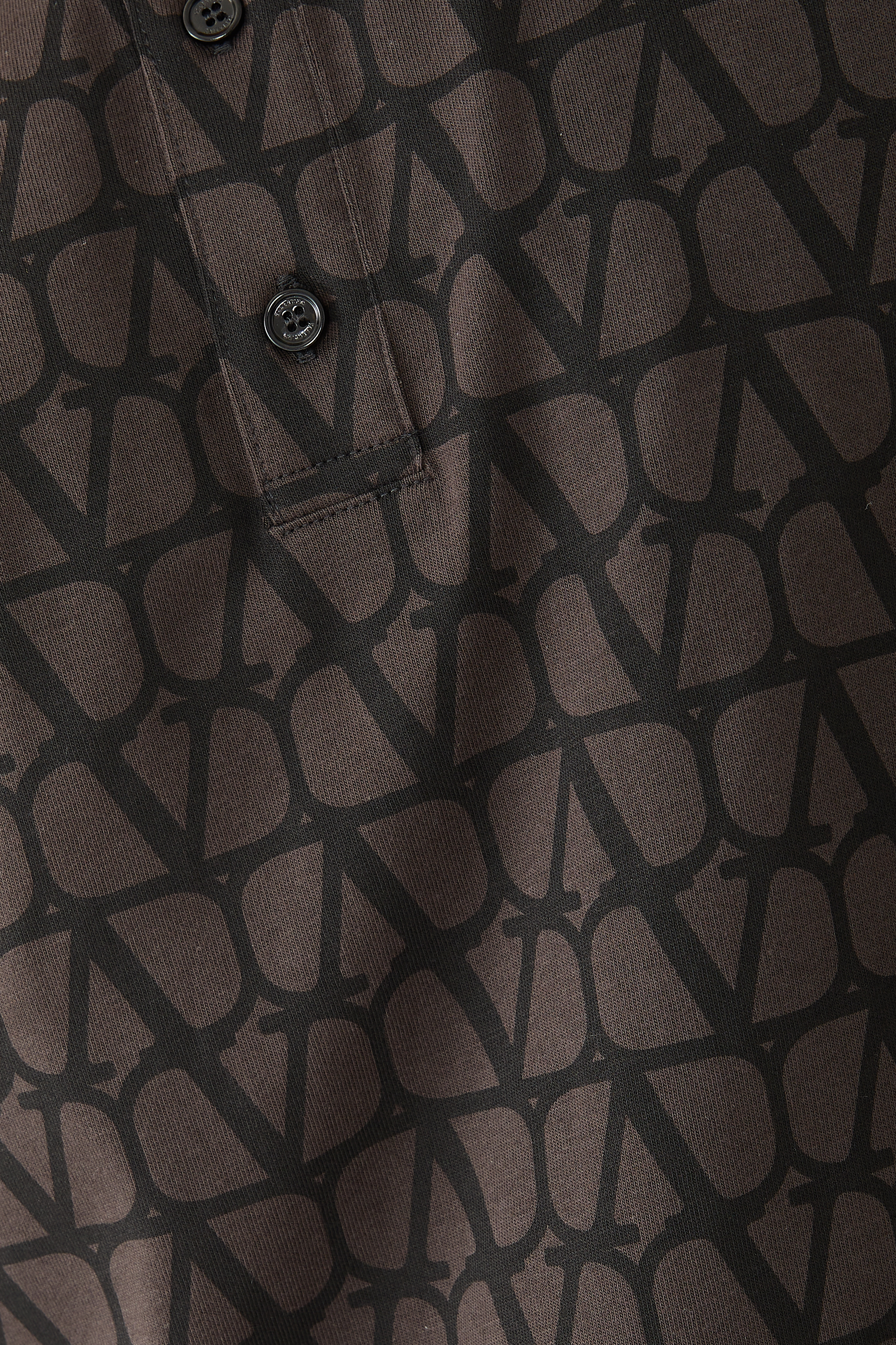 قميص بولو بنقشة توال ايكونغراف