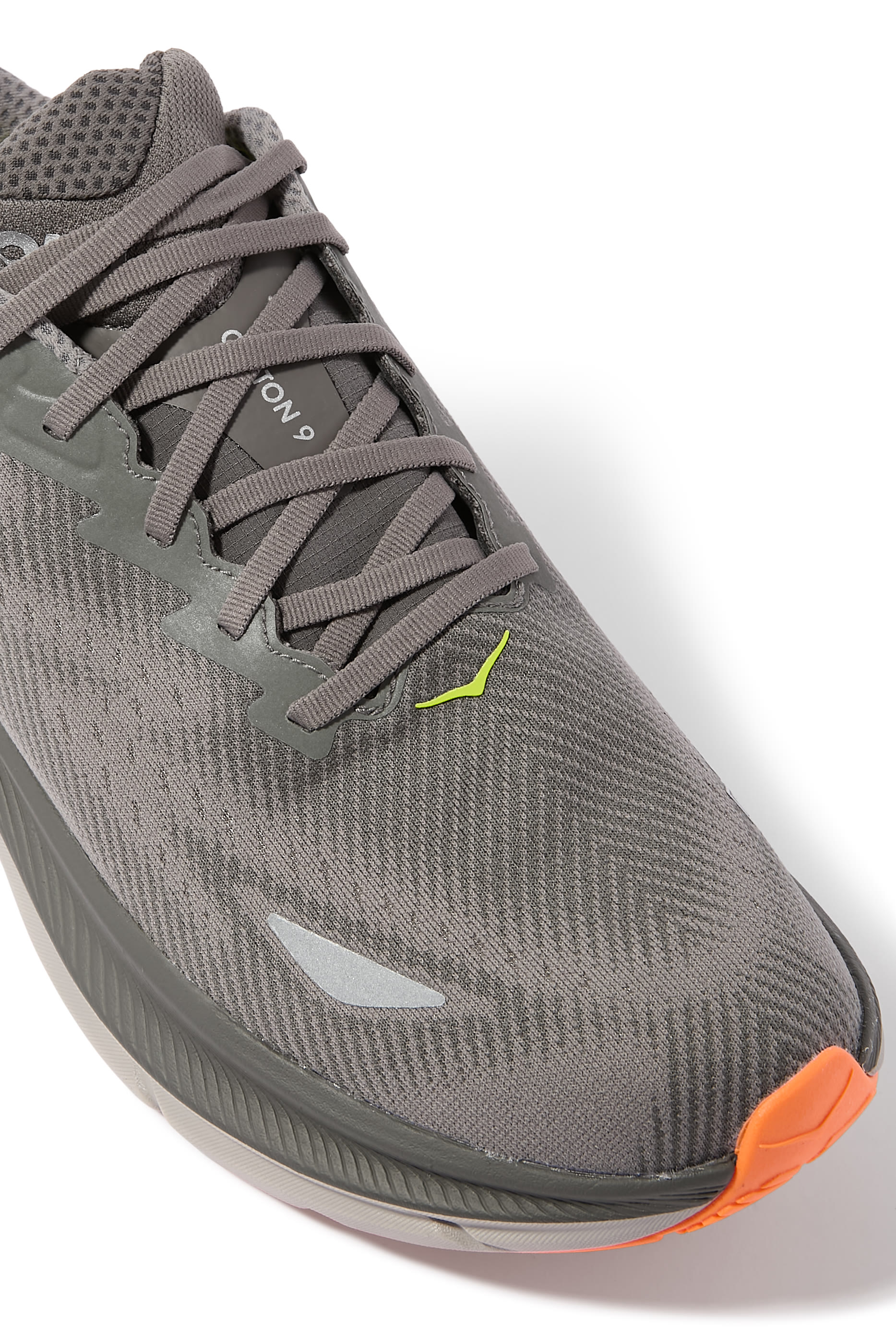 سنيكرز كليفتون 9 جي تي اكس 