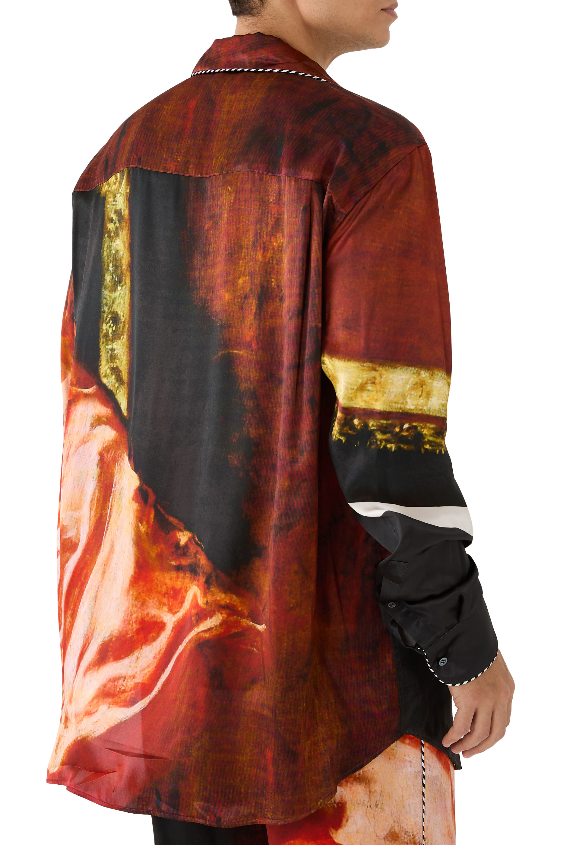 قميص بطبعات