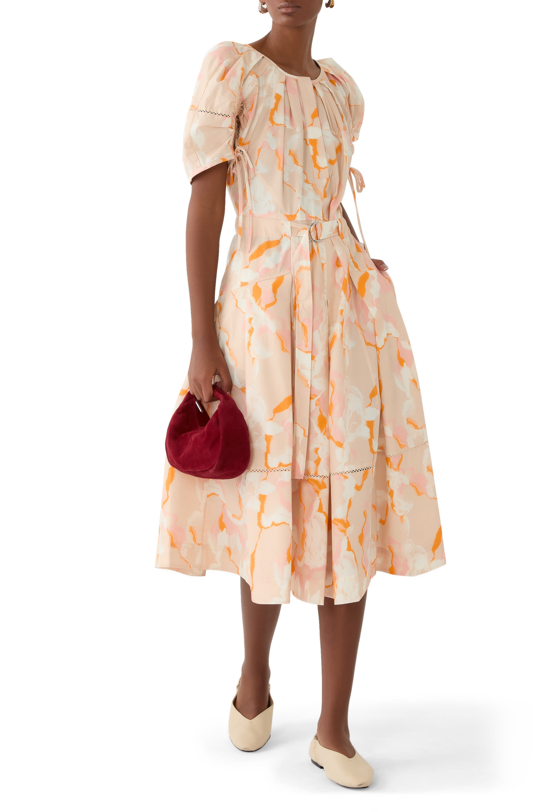 فستان أبستراكت فاينز بأكمام برباط تضييق