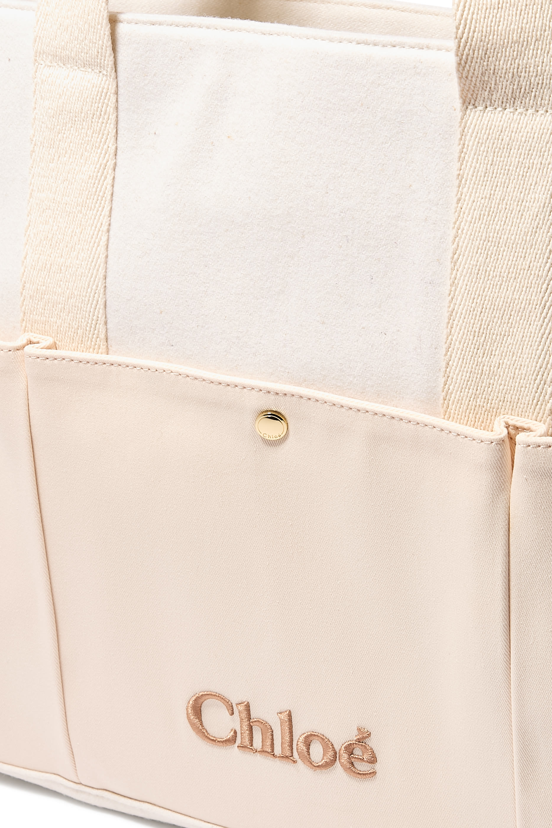 حقيبة مستلزمات أطفال مطرزة بشعار الماركة