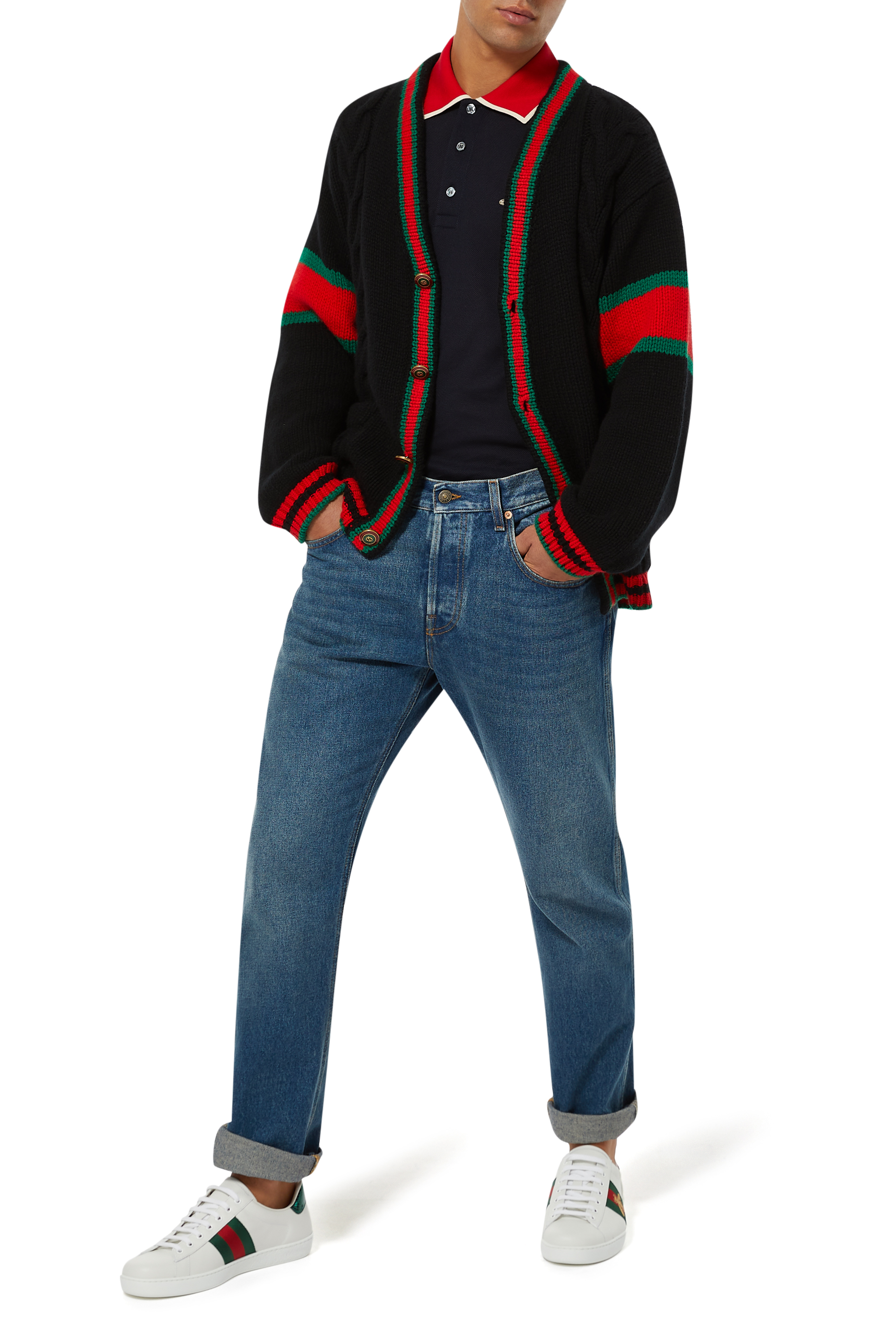 كارديغان بغرزة الضفيرة وقصة فضفاضة