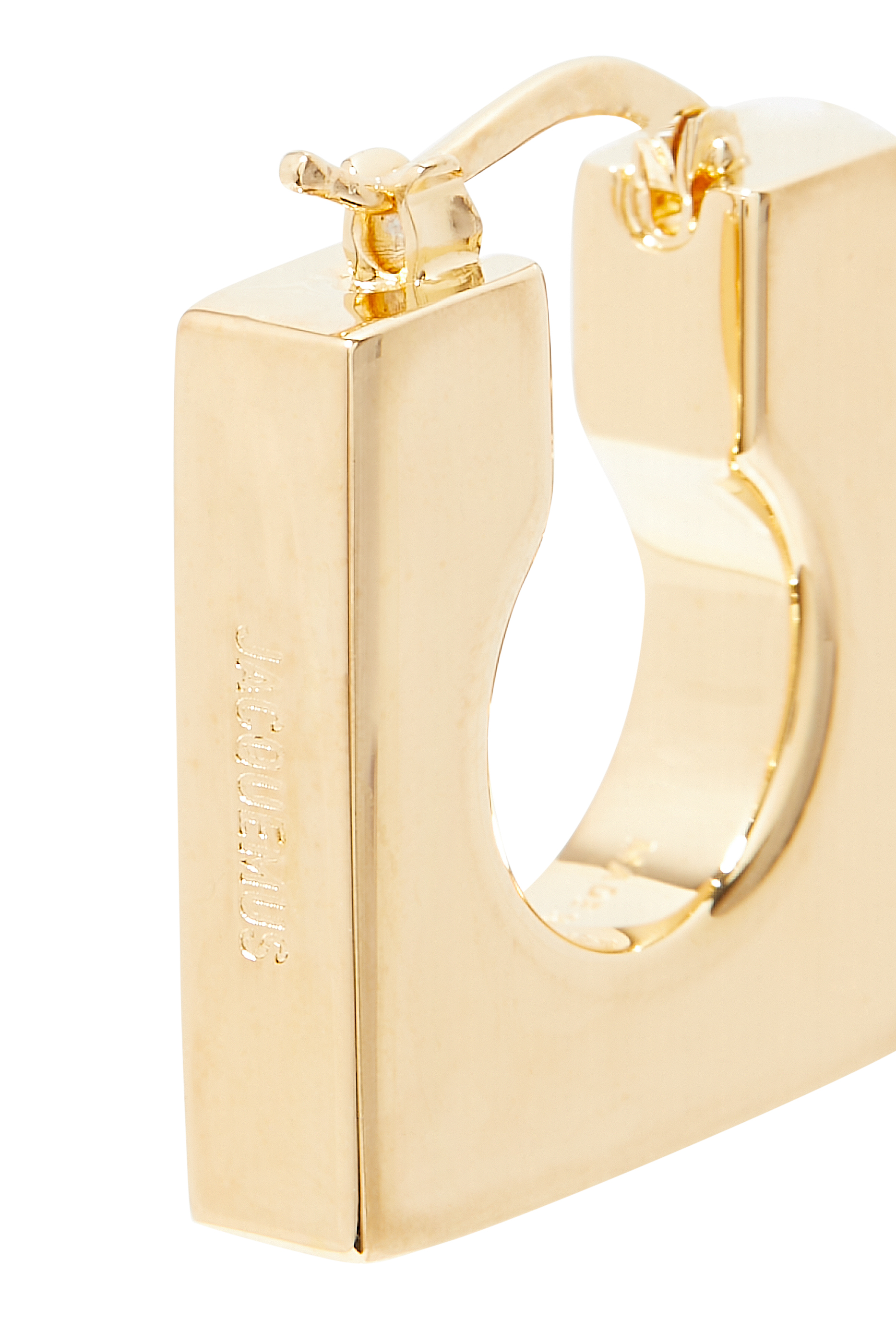 أقراط لي بوكليس صغيرة دائرية بتصميم غير متماثل