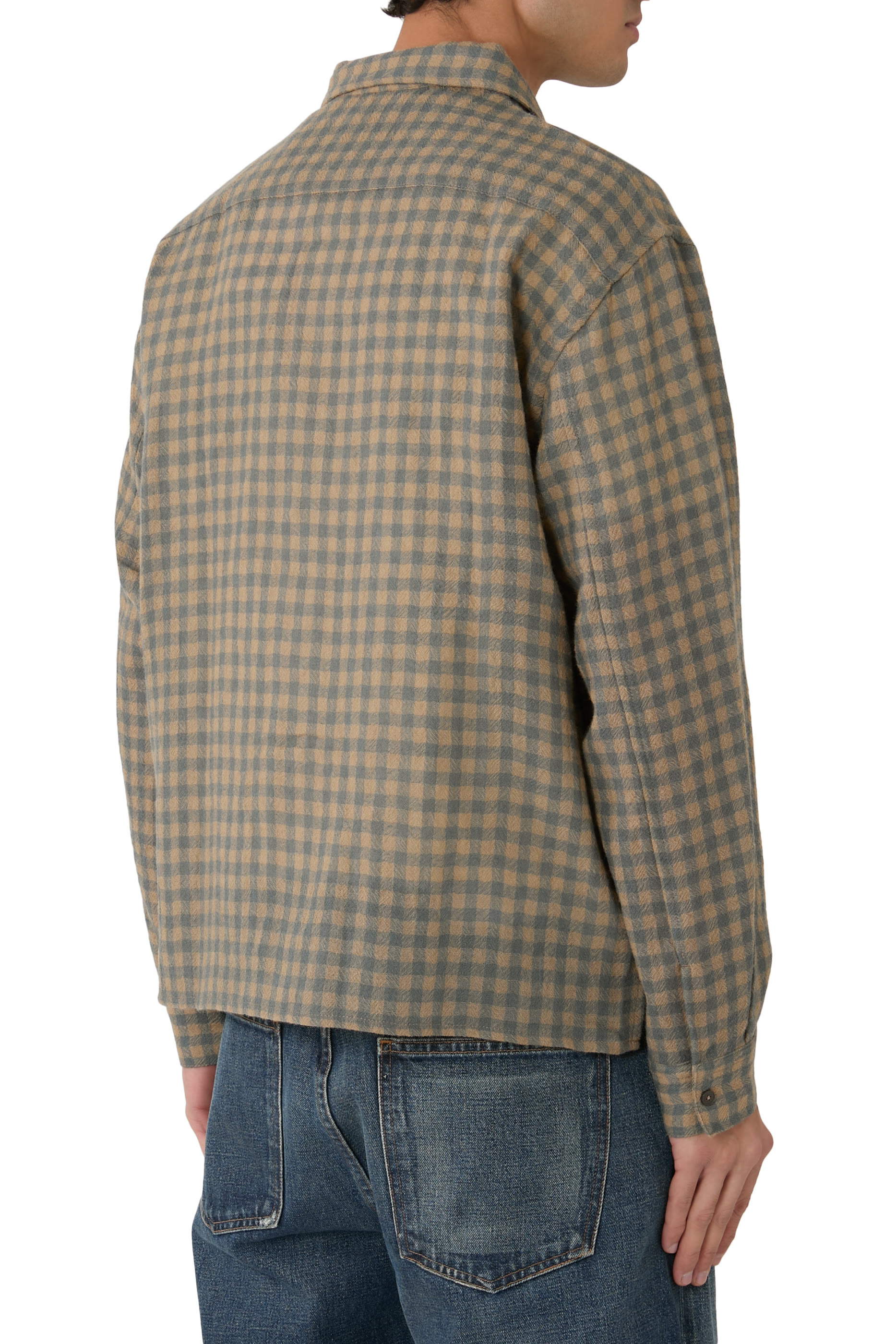 قميص بنقشة مربعات