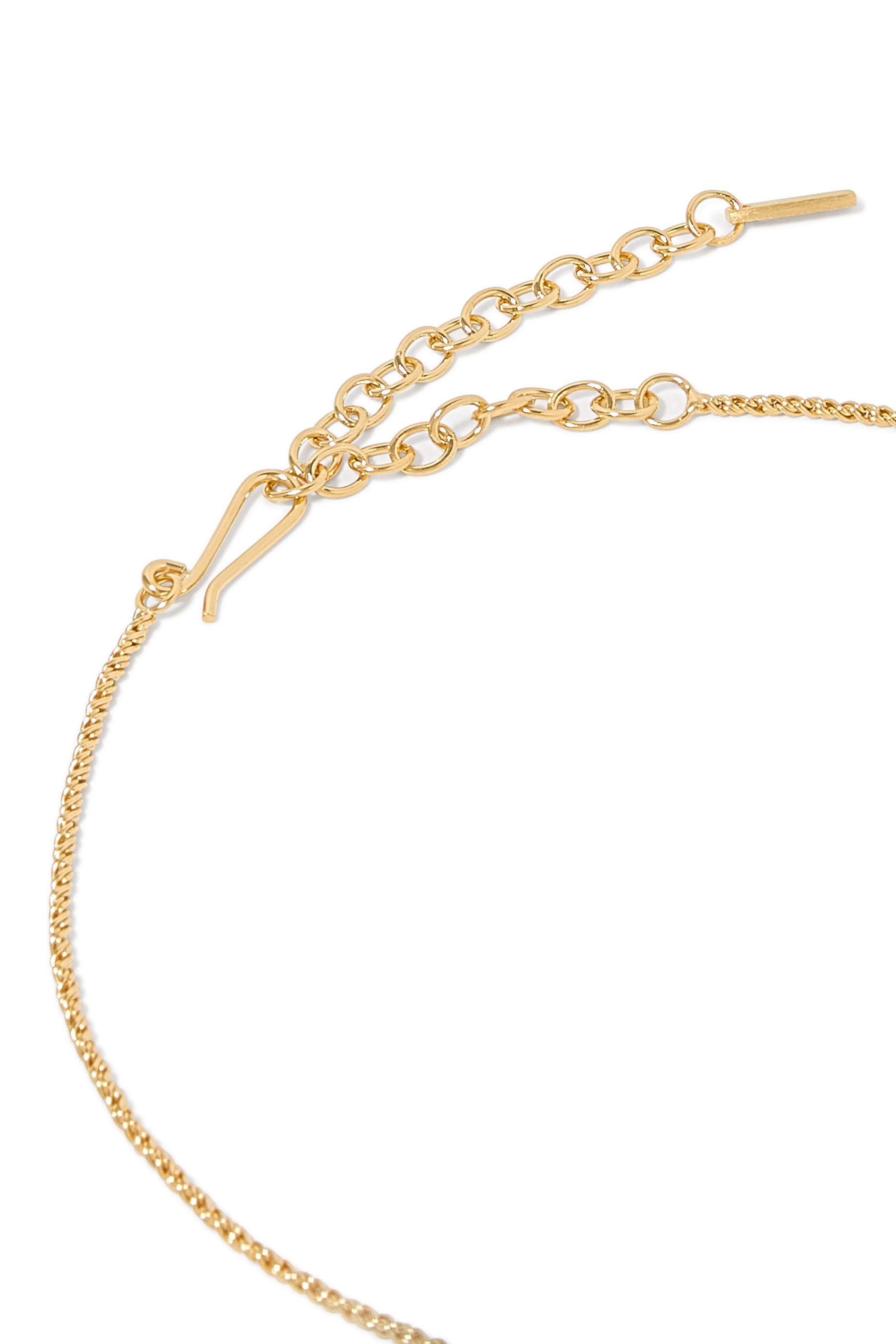 قلادة باتر كريم (أو ذا أيسينج اون ذا كيك)