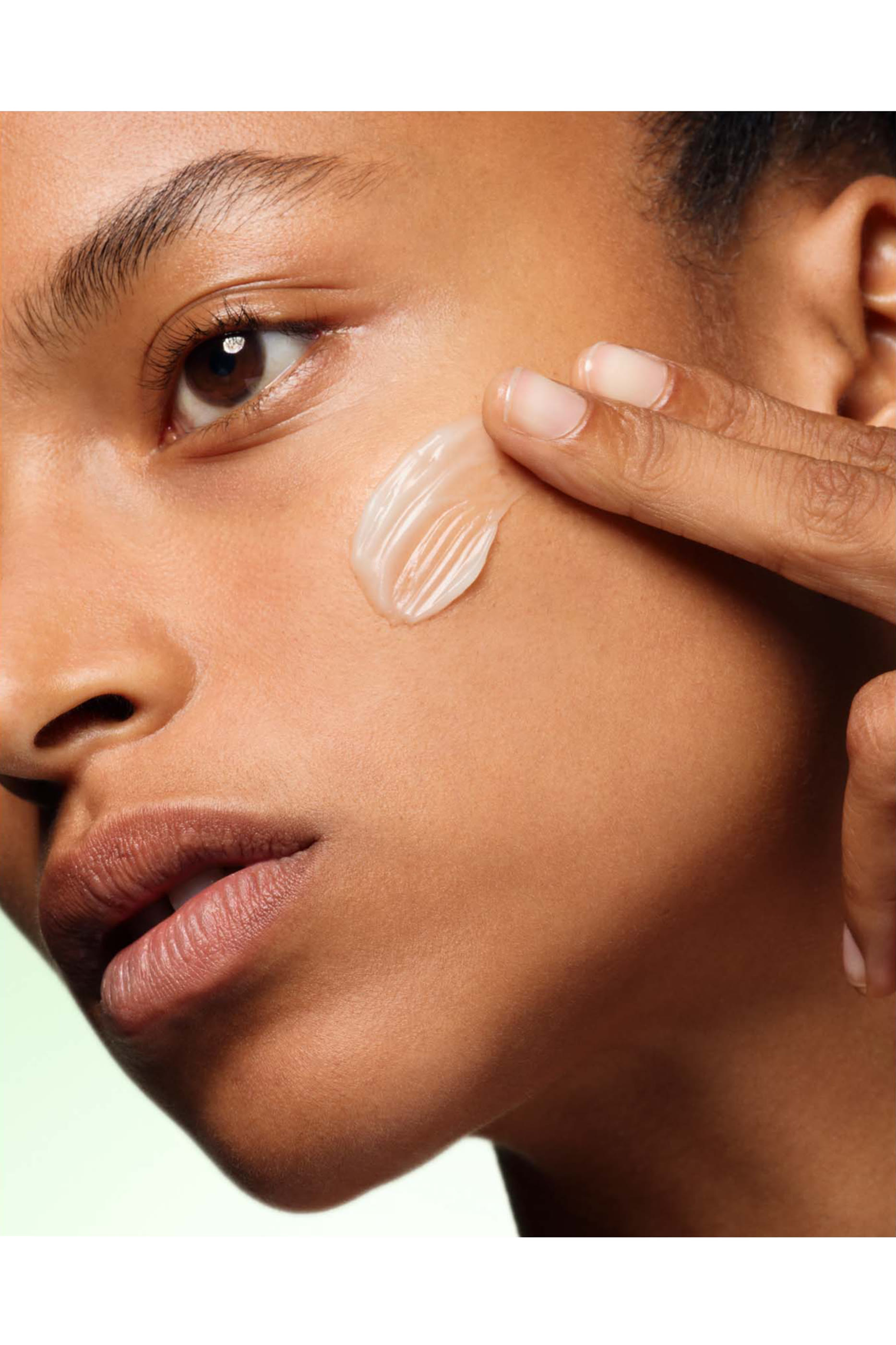 بودرة تثبيت مكياج ريسيت ريبالنسين