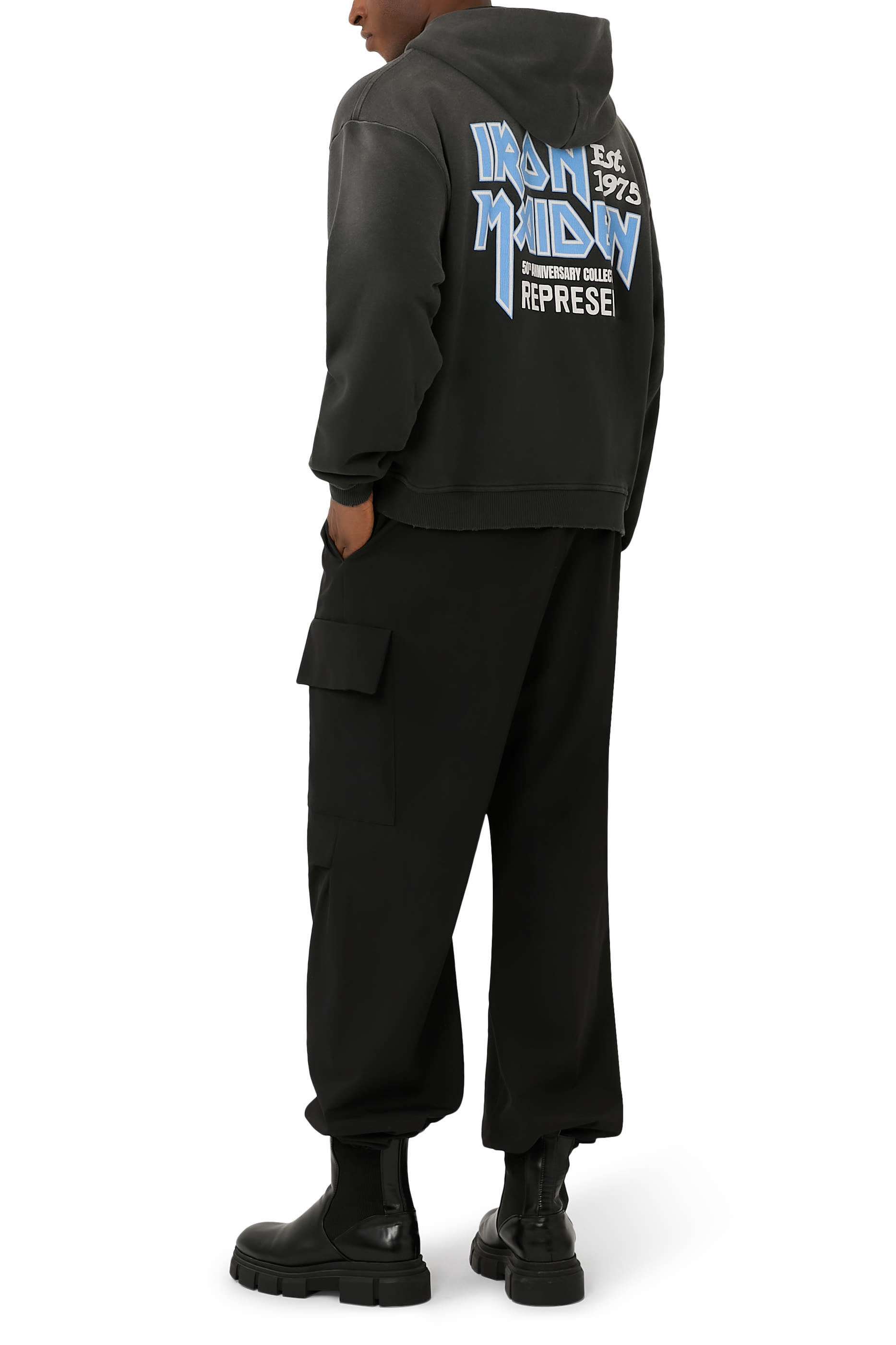 هودي بسحاب كامل احتفالا بذكرى إيرن  ميدن