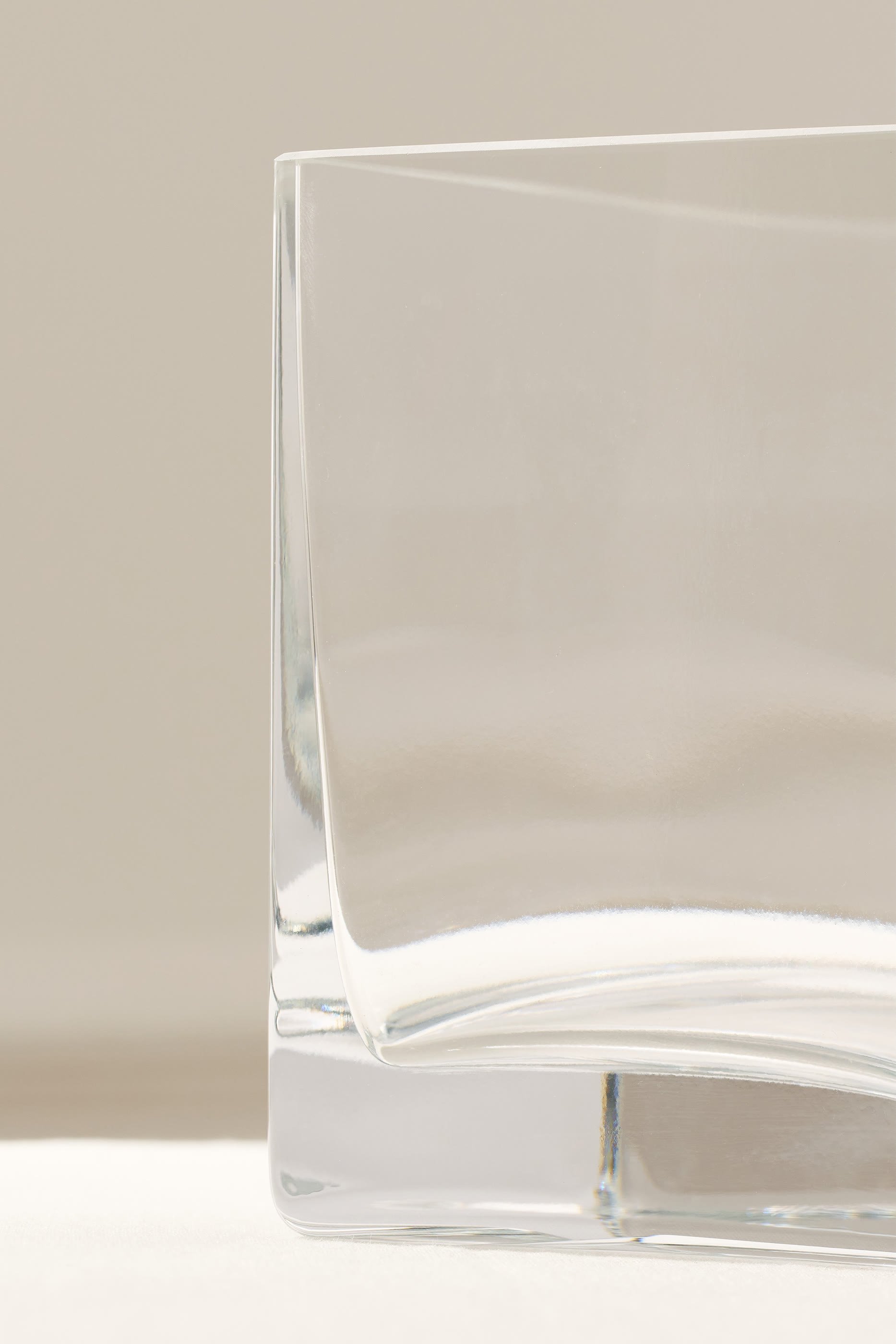 مزهرية ألدبي