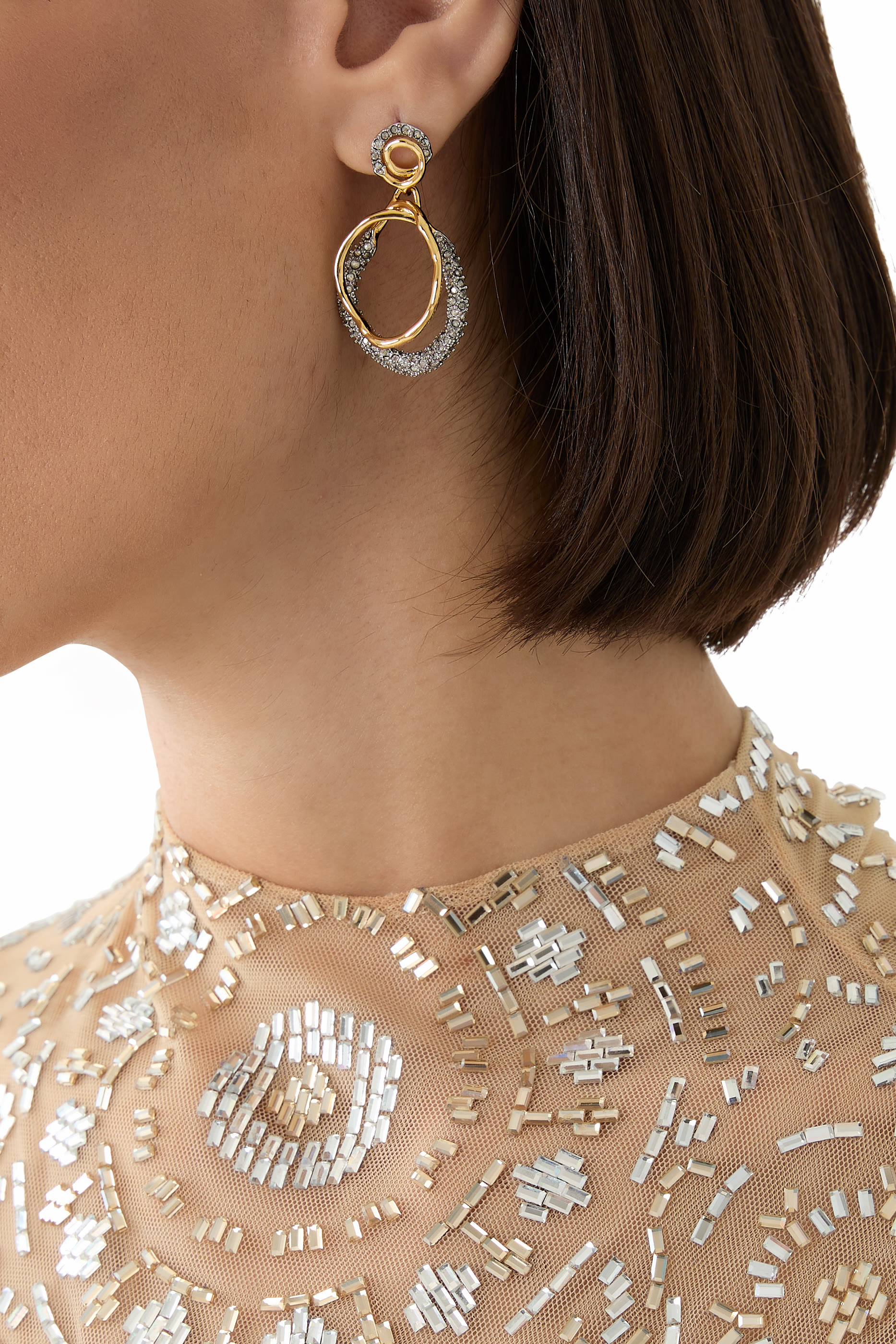 أقراط متدلية سولاناليس اوربيت مرصعة بالكريستال، نحاس مطلي بالذهب عيار 14 قيراطًا مع نحاس مطلي بلون الروديوم