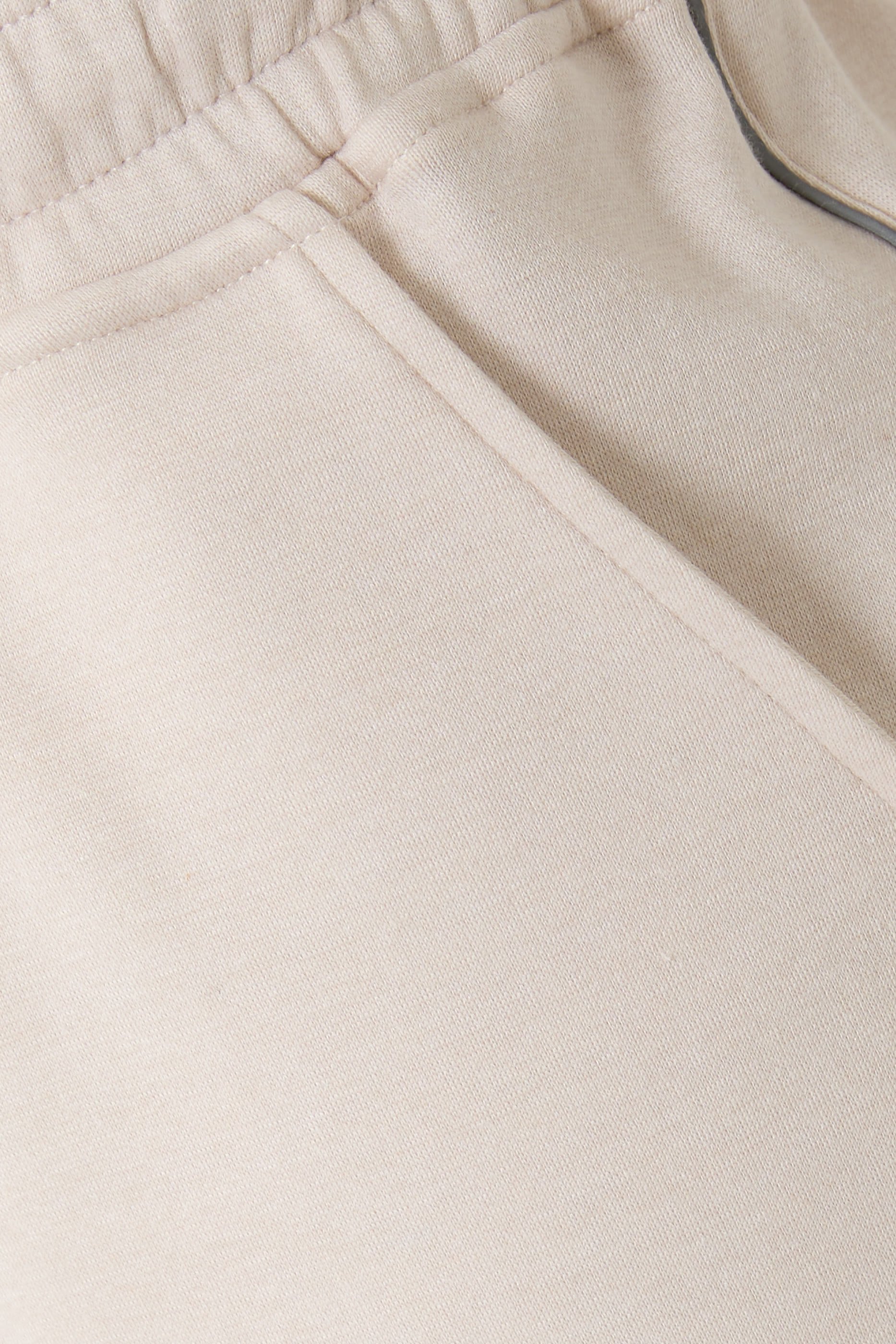 بنطال رياضي