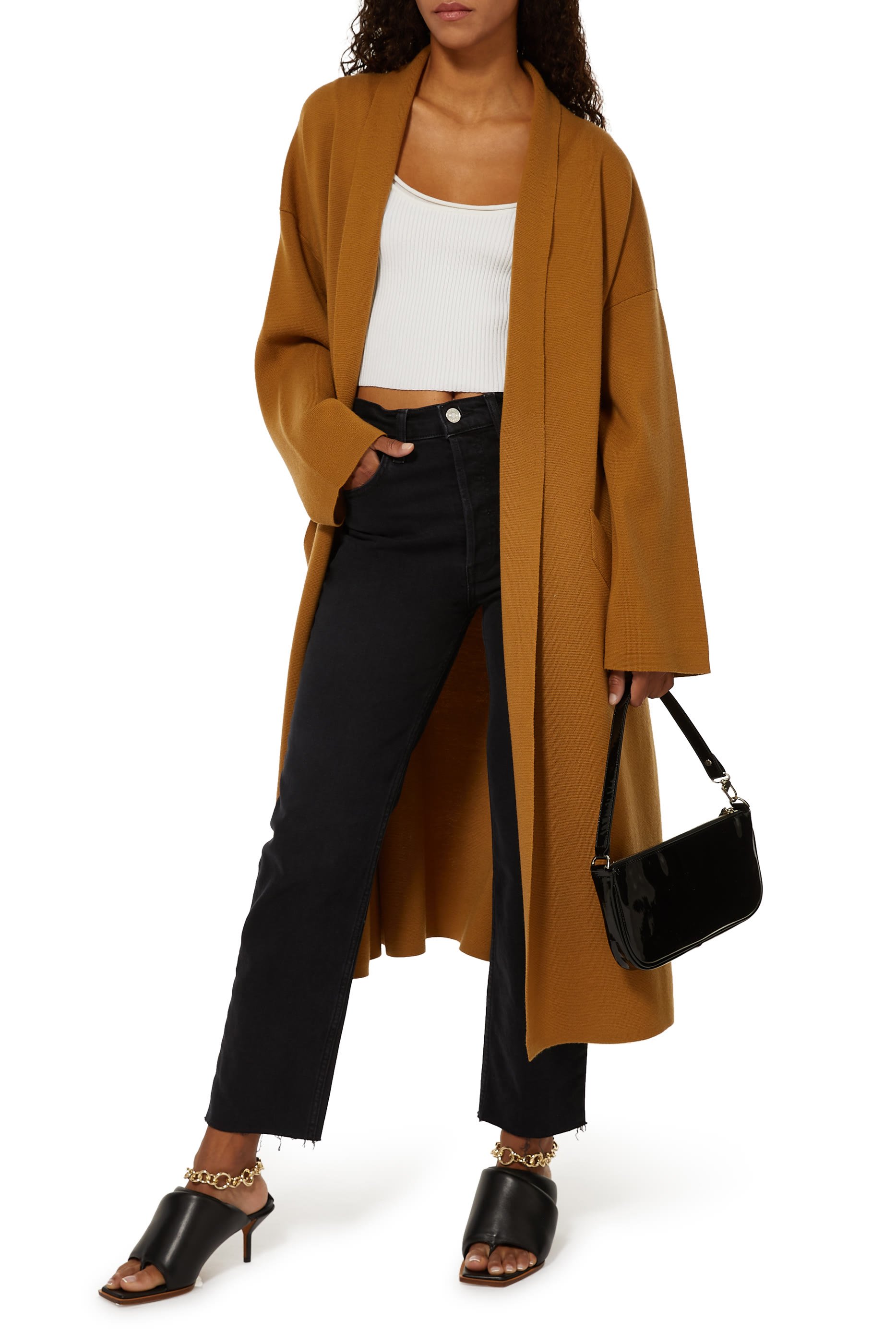 بنطال جينز بخصر مرتفع