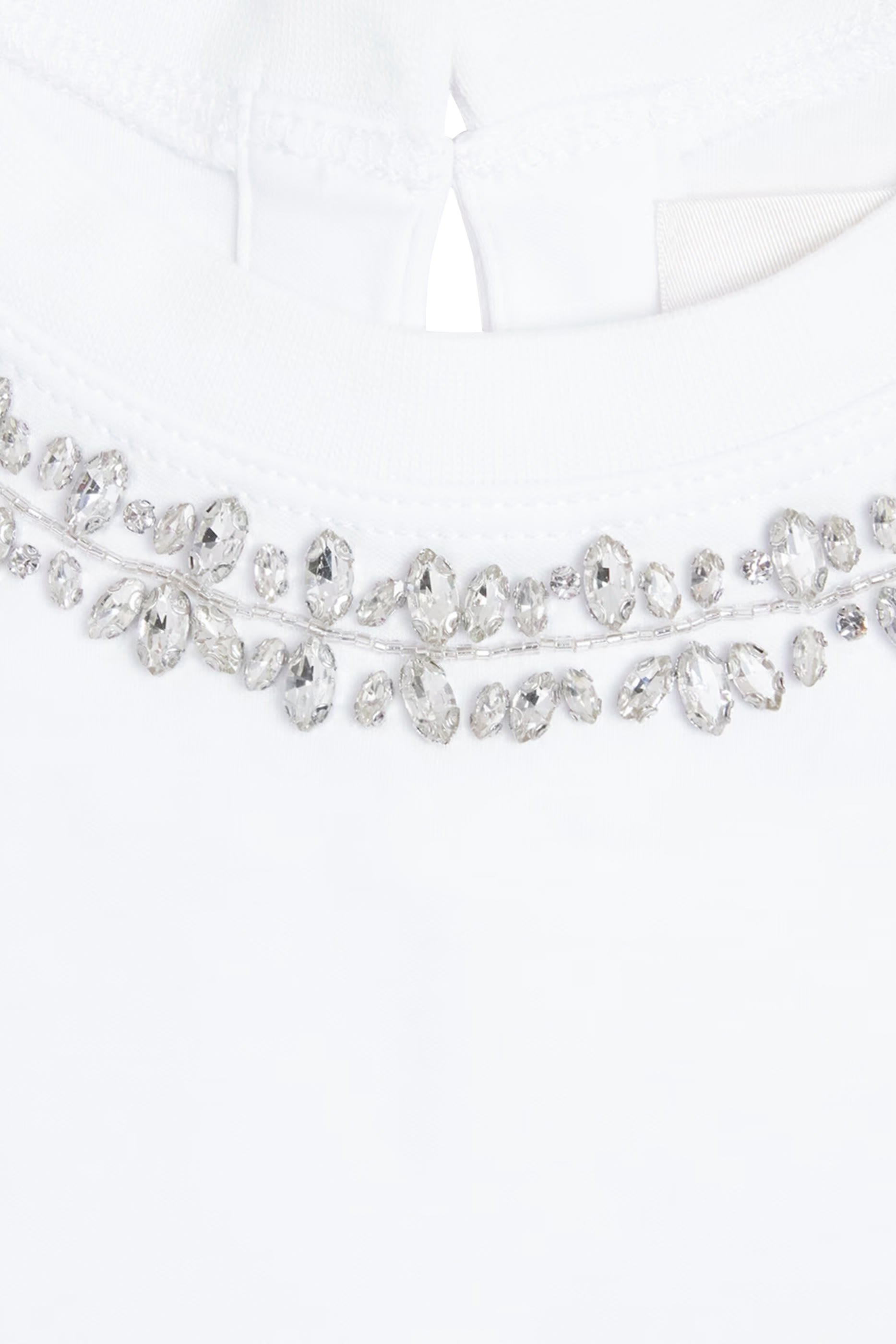 تيشيرت بتطريزات للأطفال