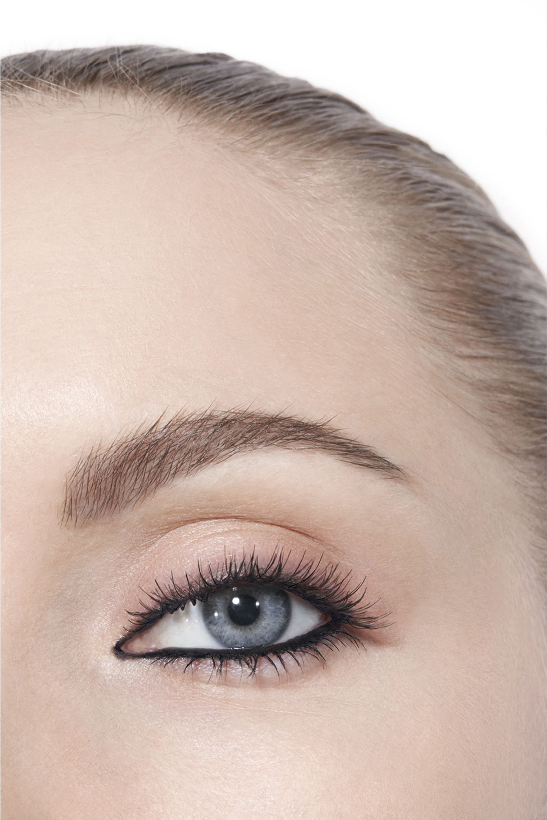 قلم كحل لو كريون