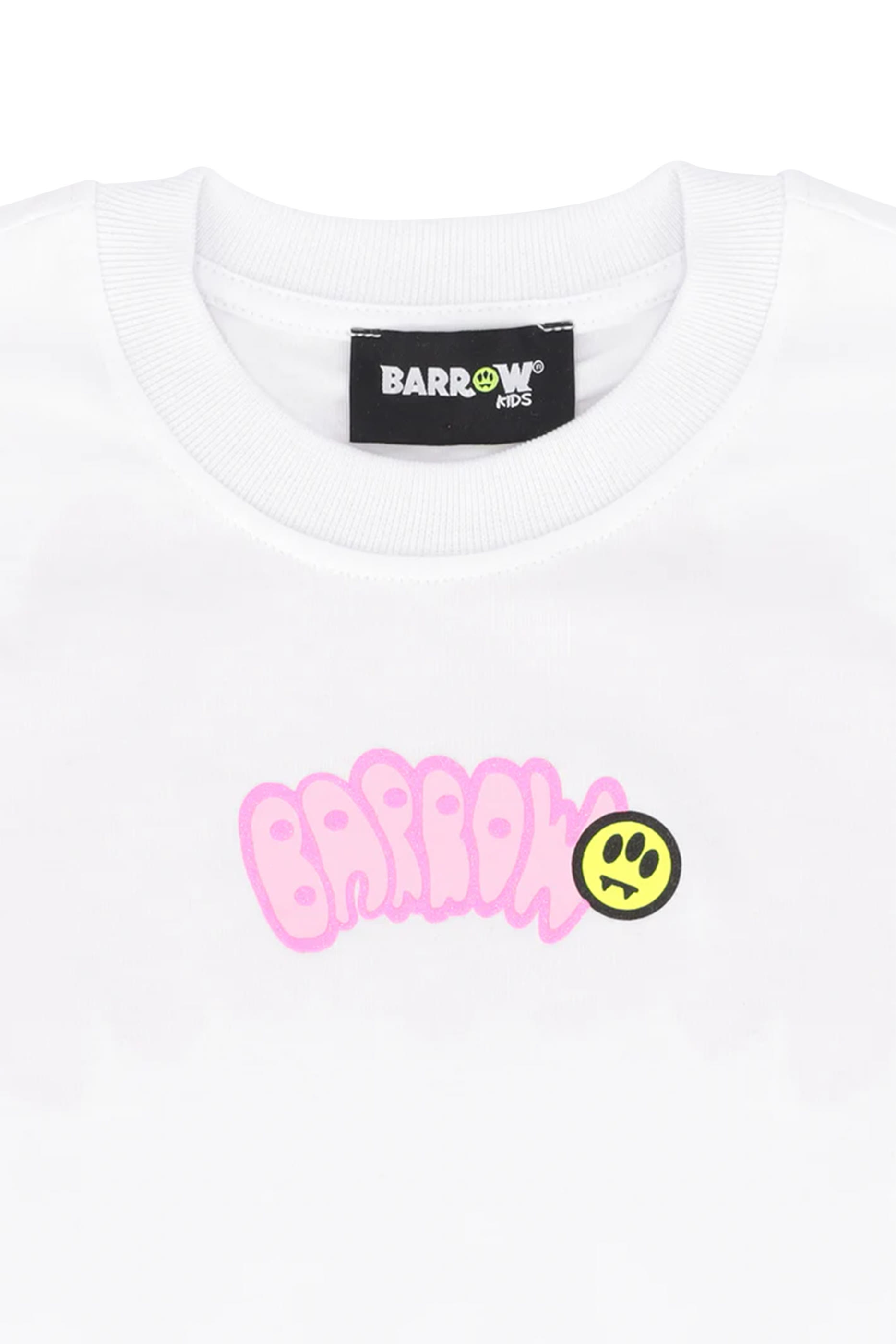 طقم شورت وبلوزة بشعار الماركة للأطفال