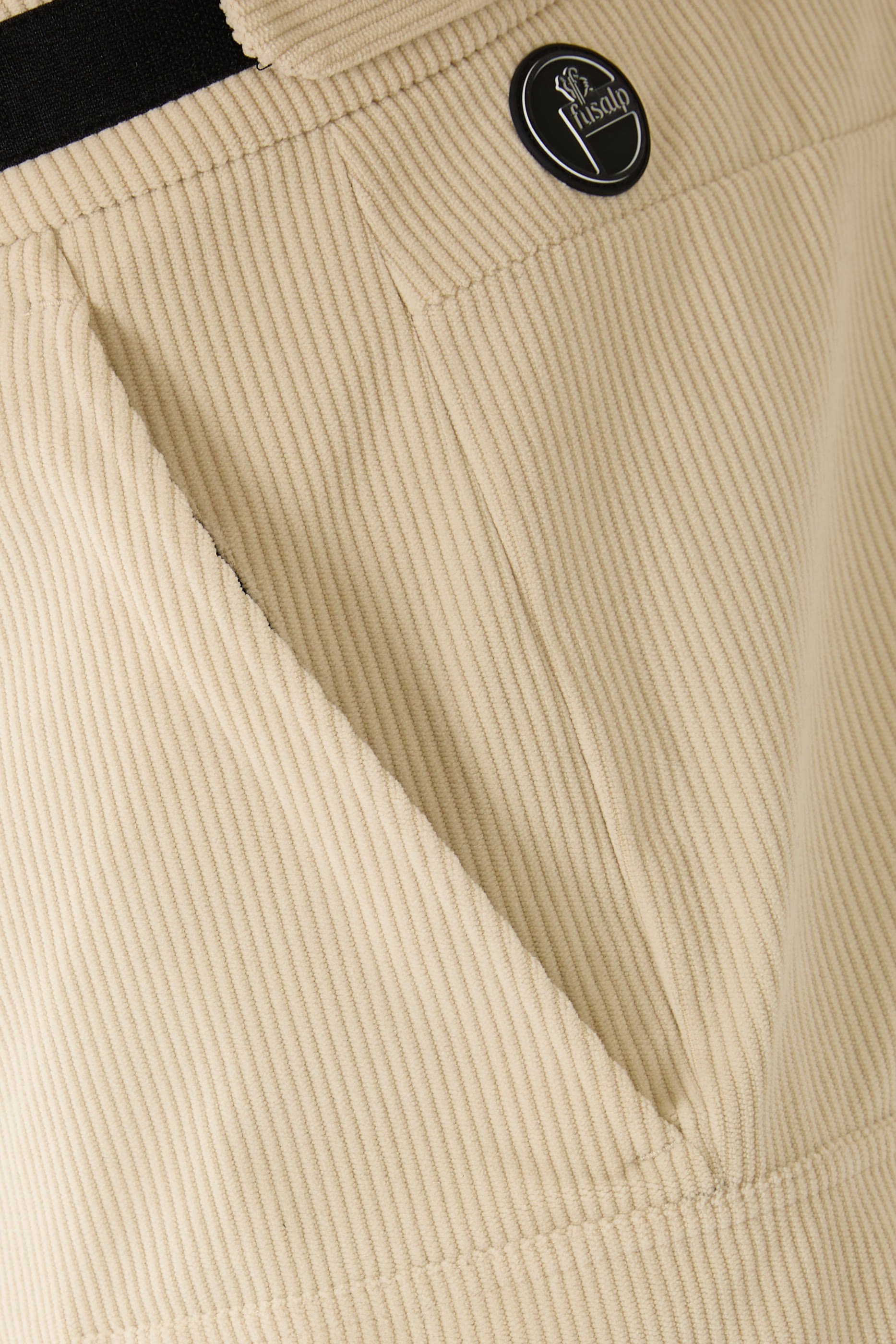 بنطال تزلج اربيكسو مخمل