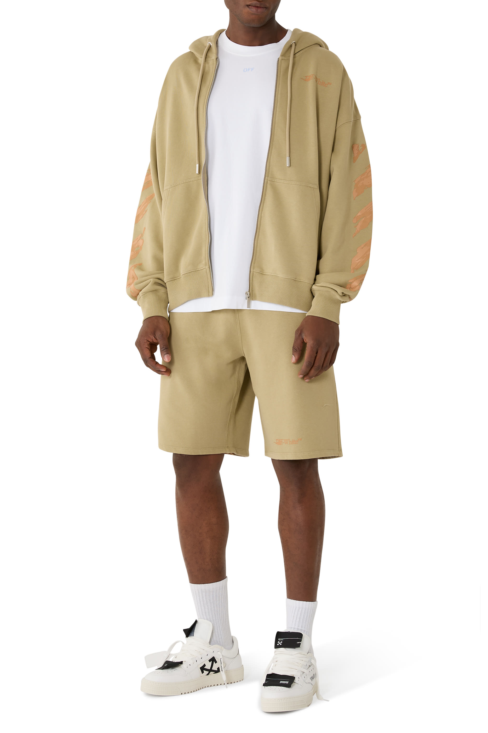 تيشيرت سكيت مزين بشعار الماركة