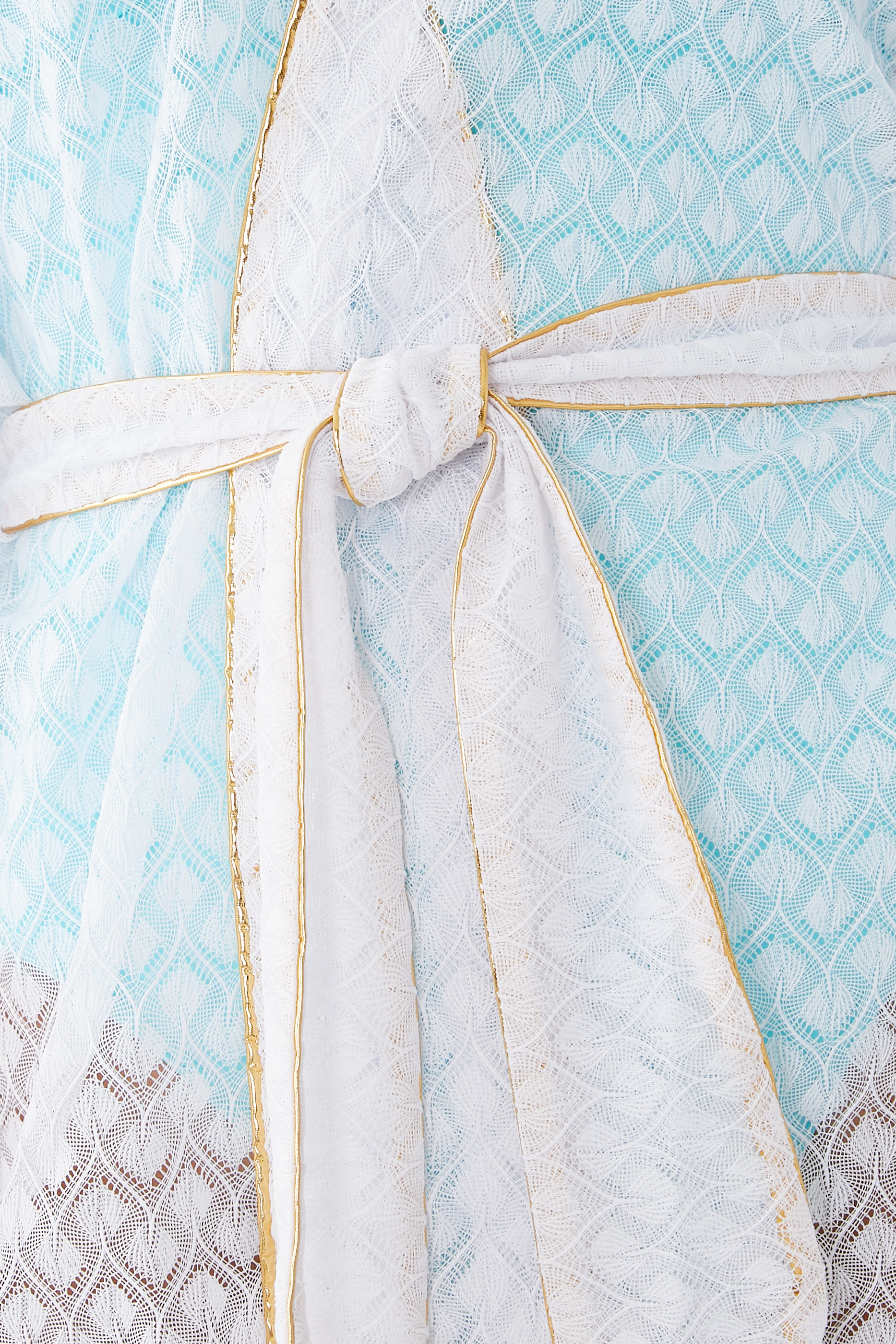 قفطان سورينتو مفتوح من الأمام بتصميم فراشة