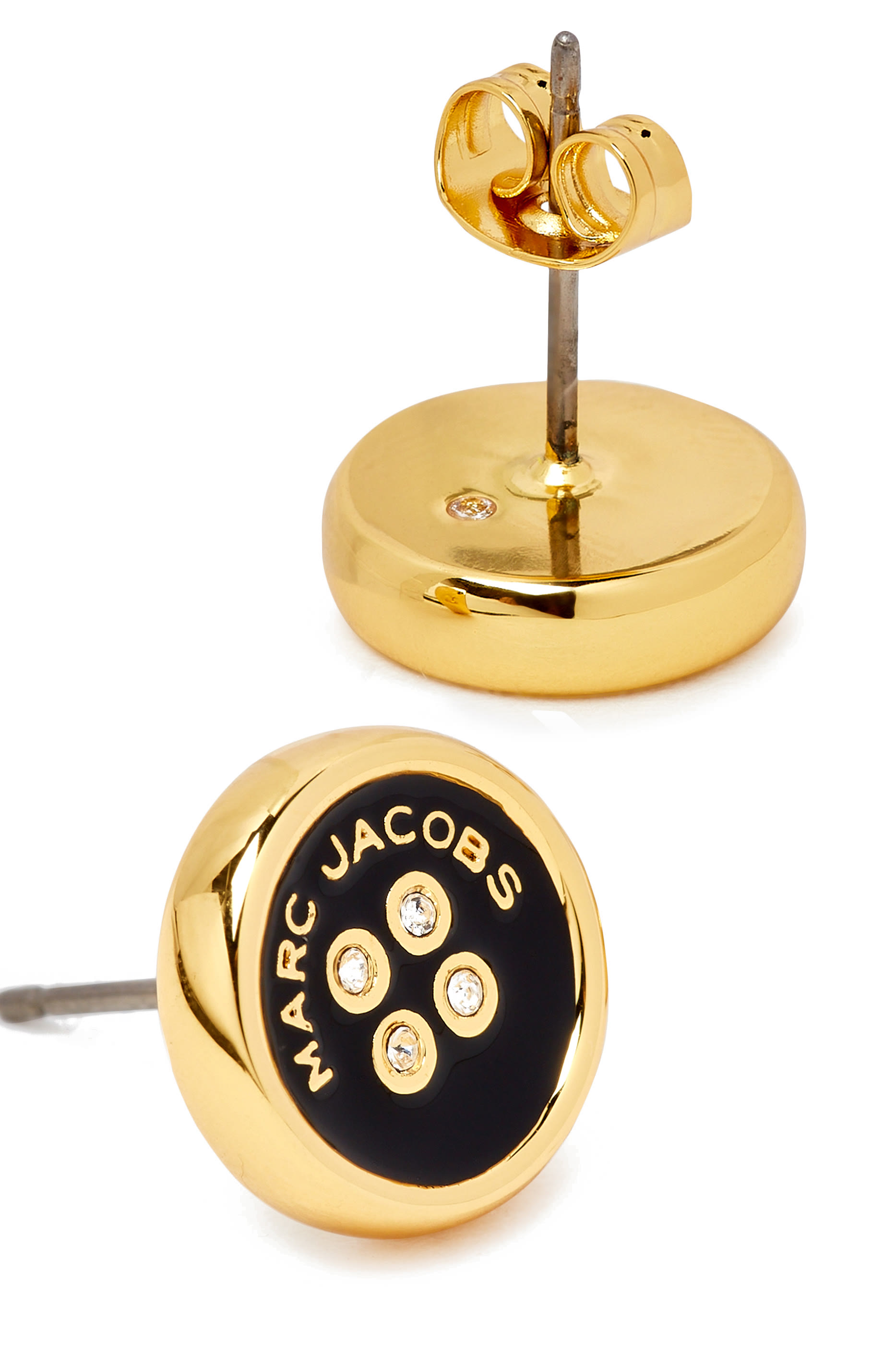 أقراط بتصميم أزرار