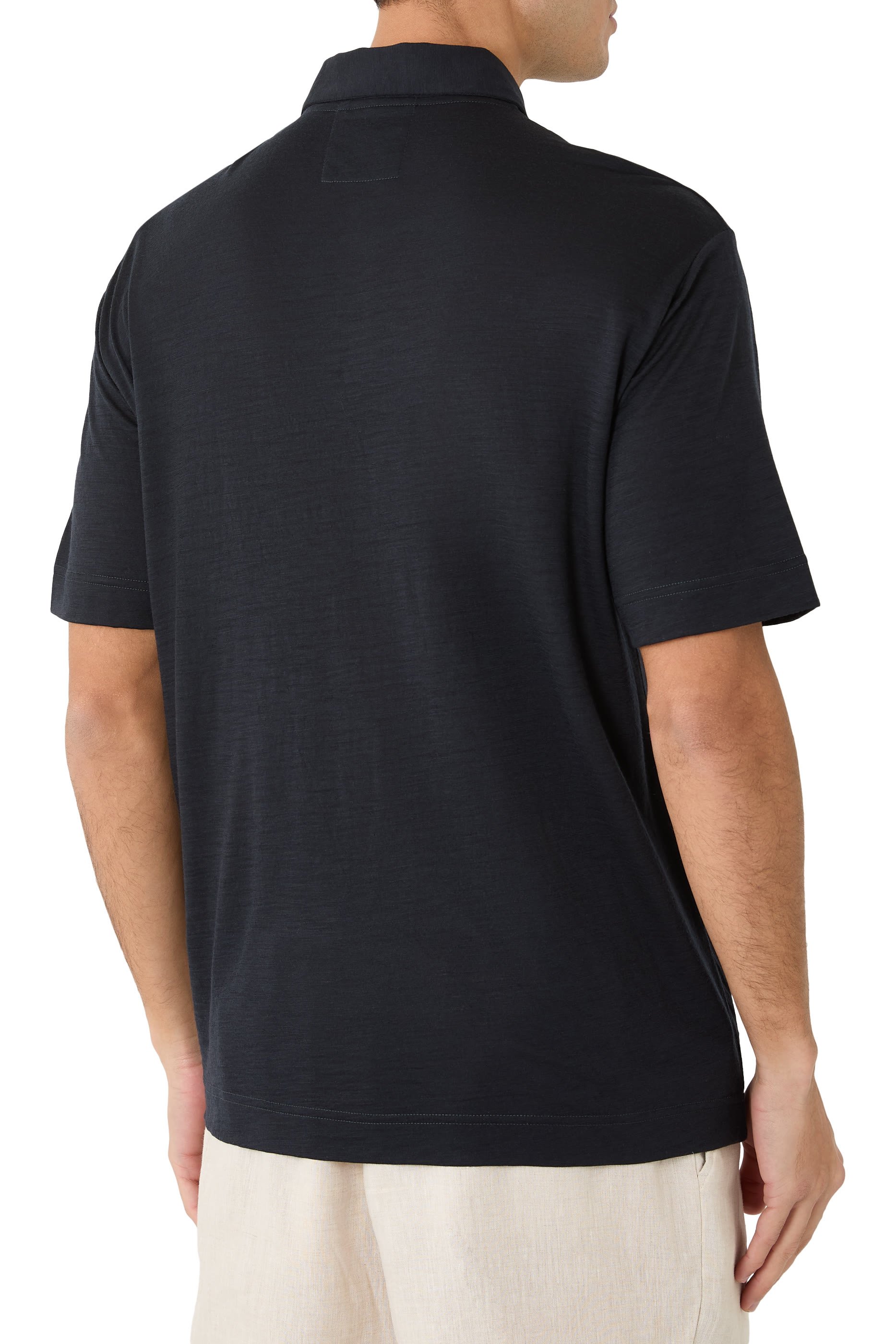 تيشيرت بشعار الماركة