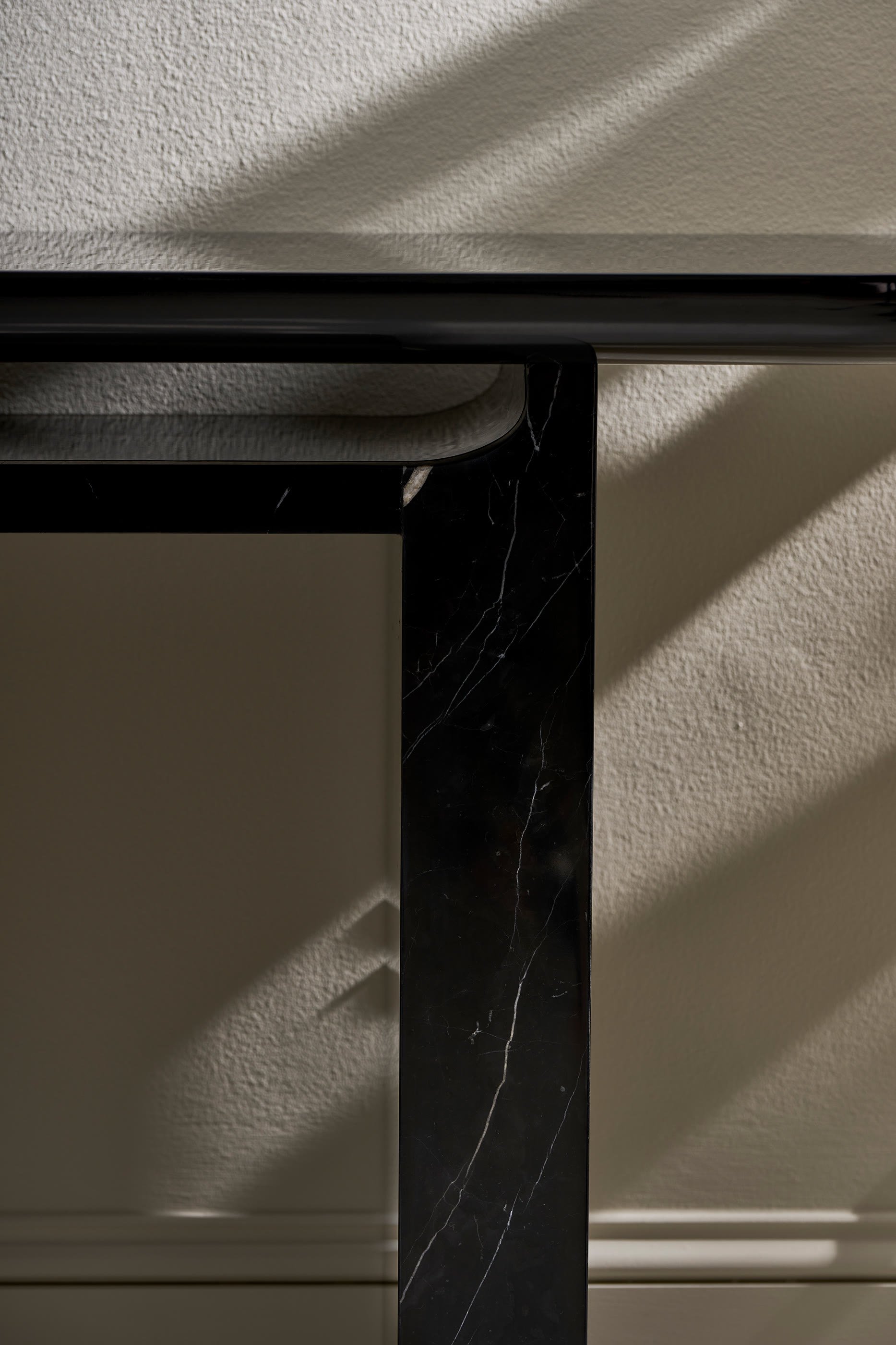 كنسول بتصميم متداخل