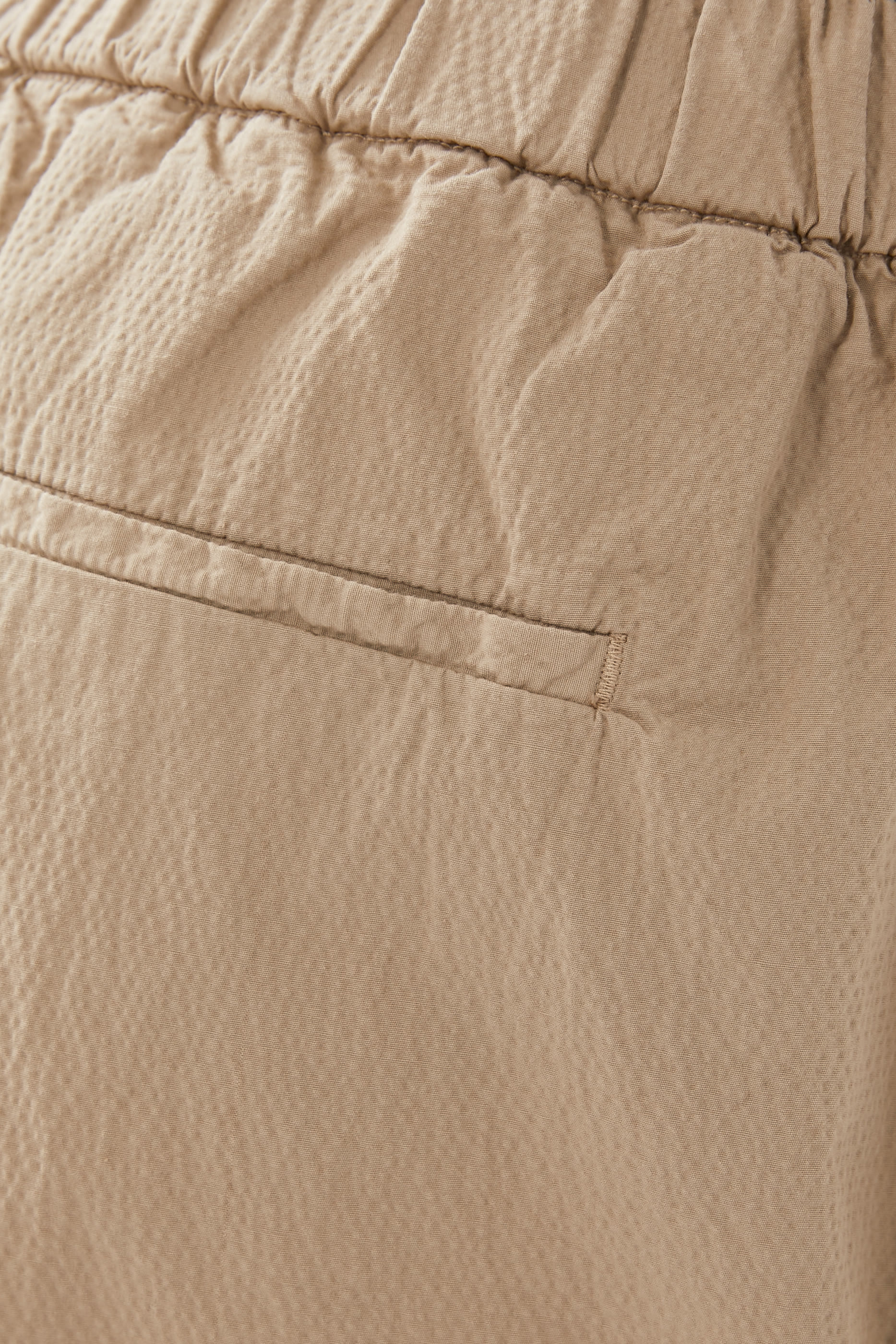 بنطال روشا سيرساكر