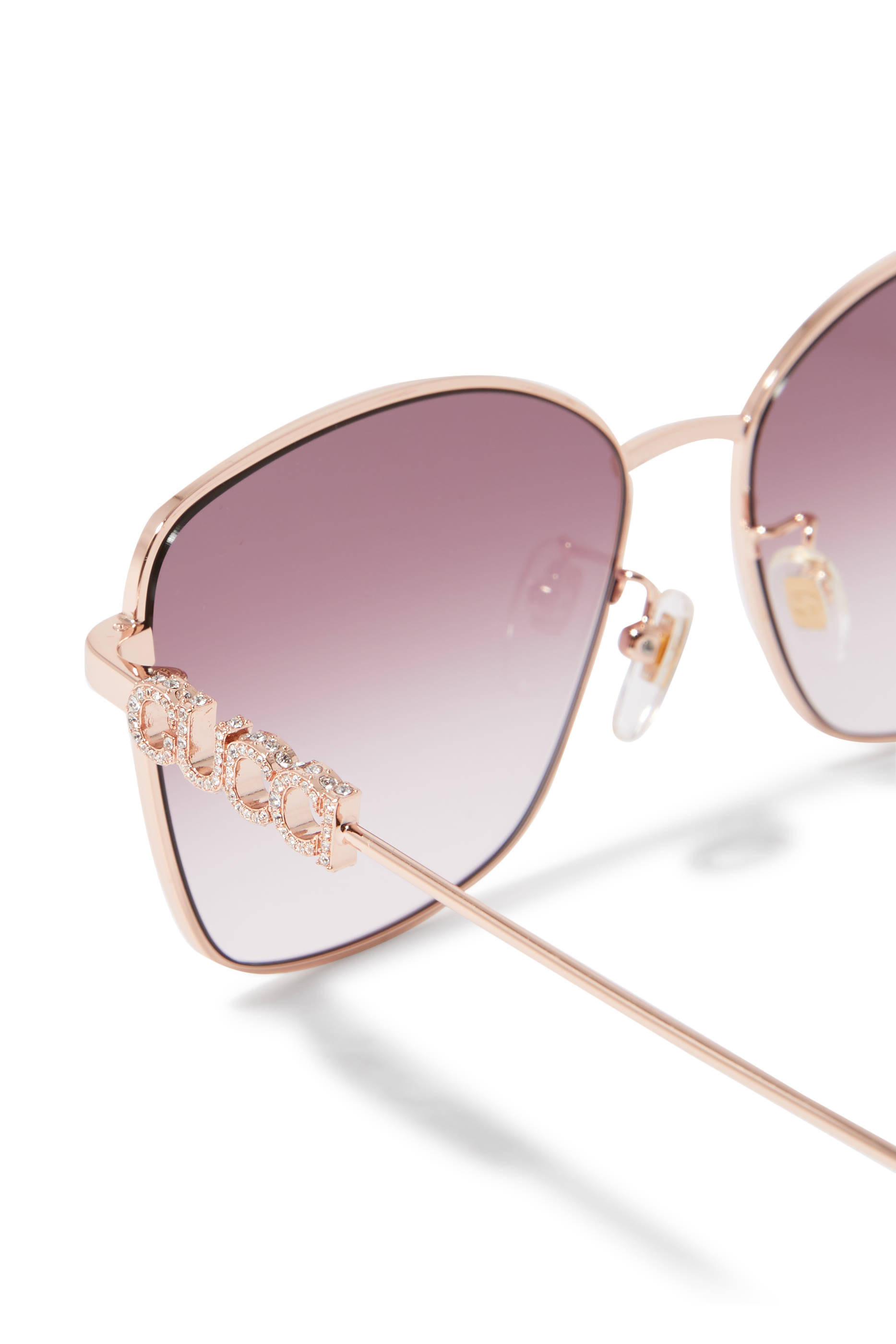 نظارة شمسية بتصميم فراشة بجسر أنف منخفض