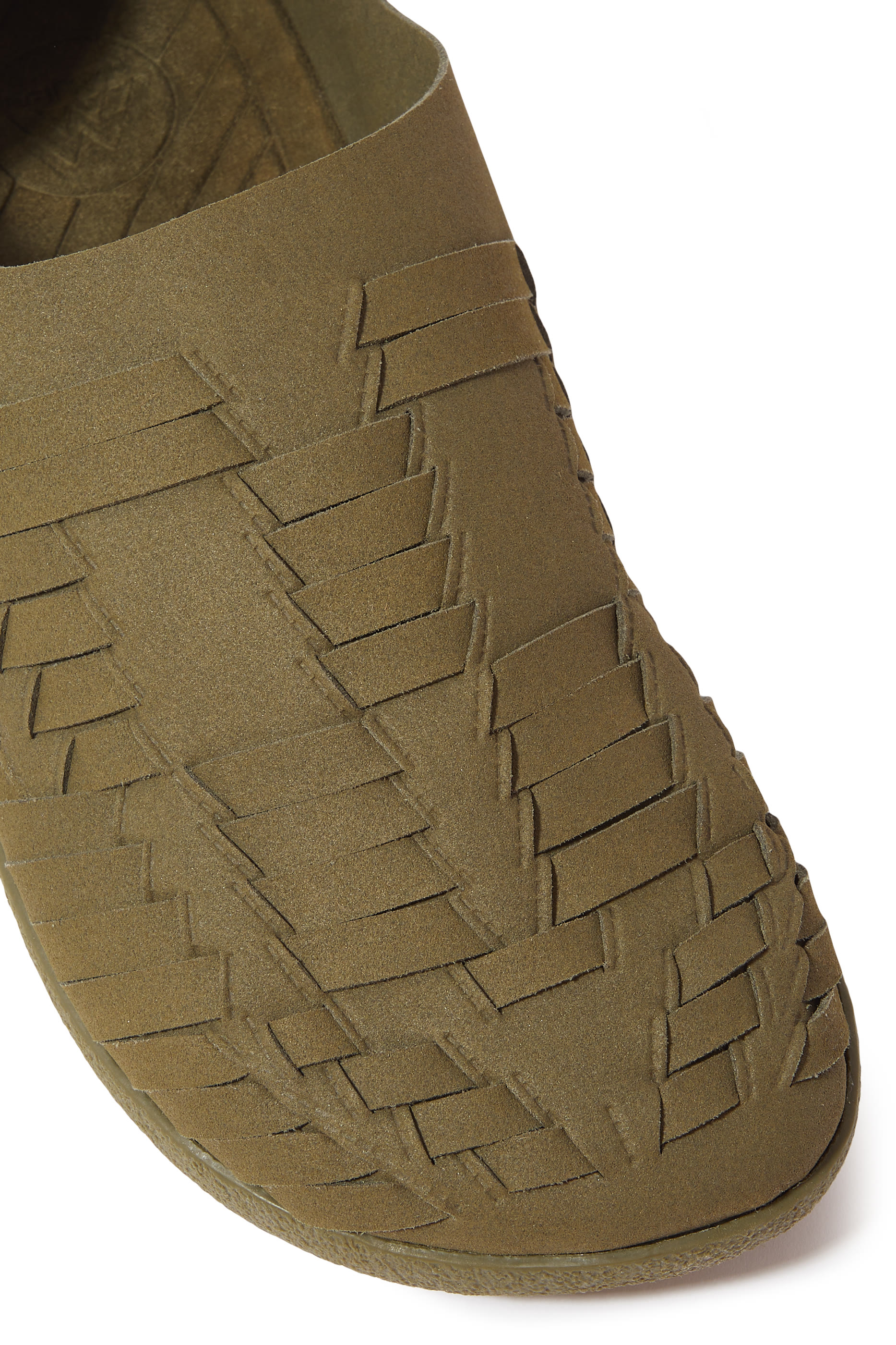 حذاء ثندربيرد مفتوح من الخلف قابل للتعديل