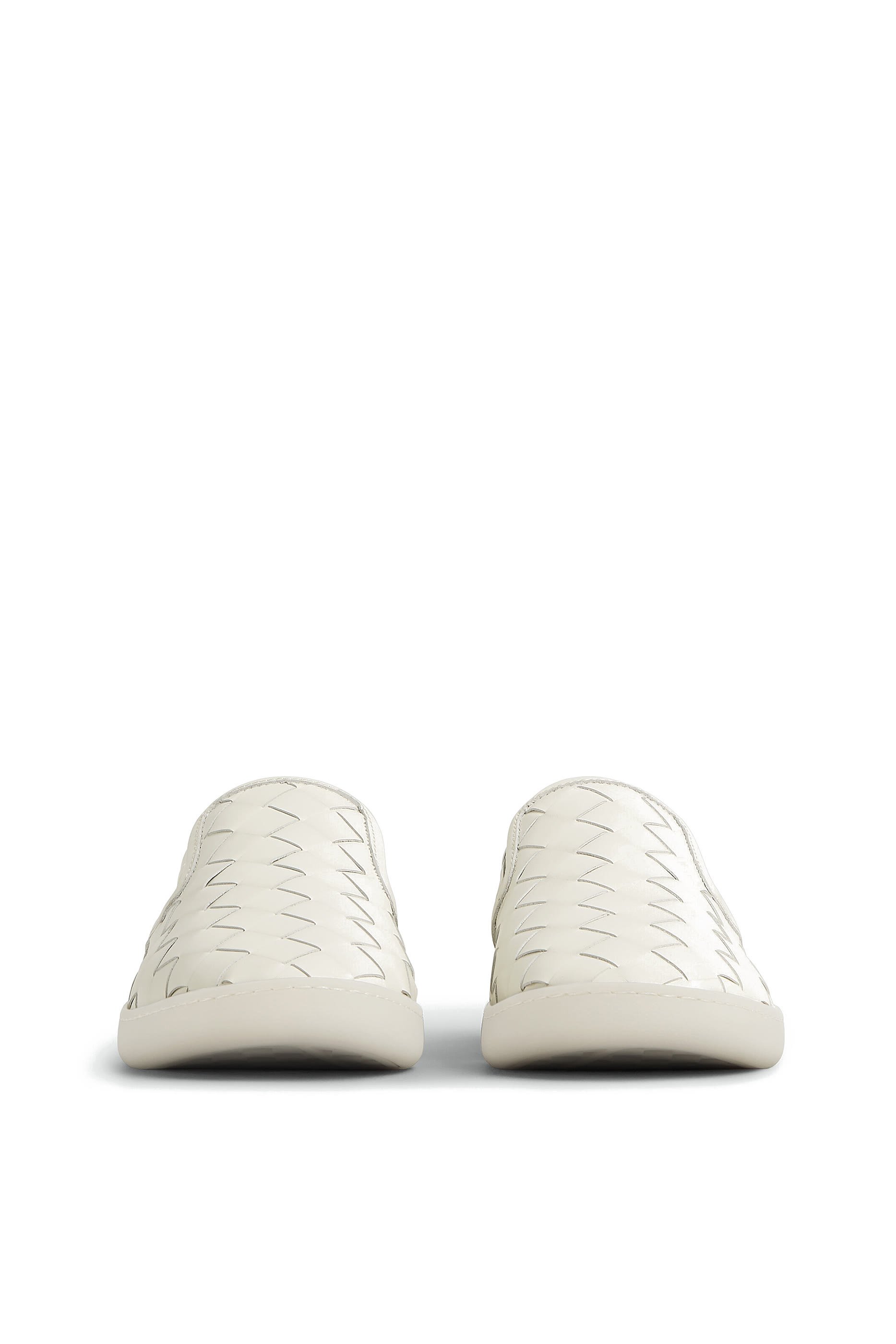 سنيكرز سوير سهل الإرتداء