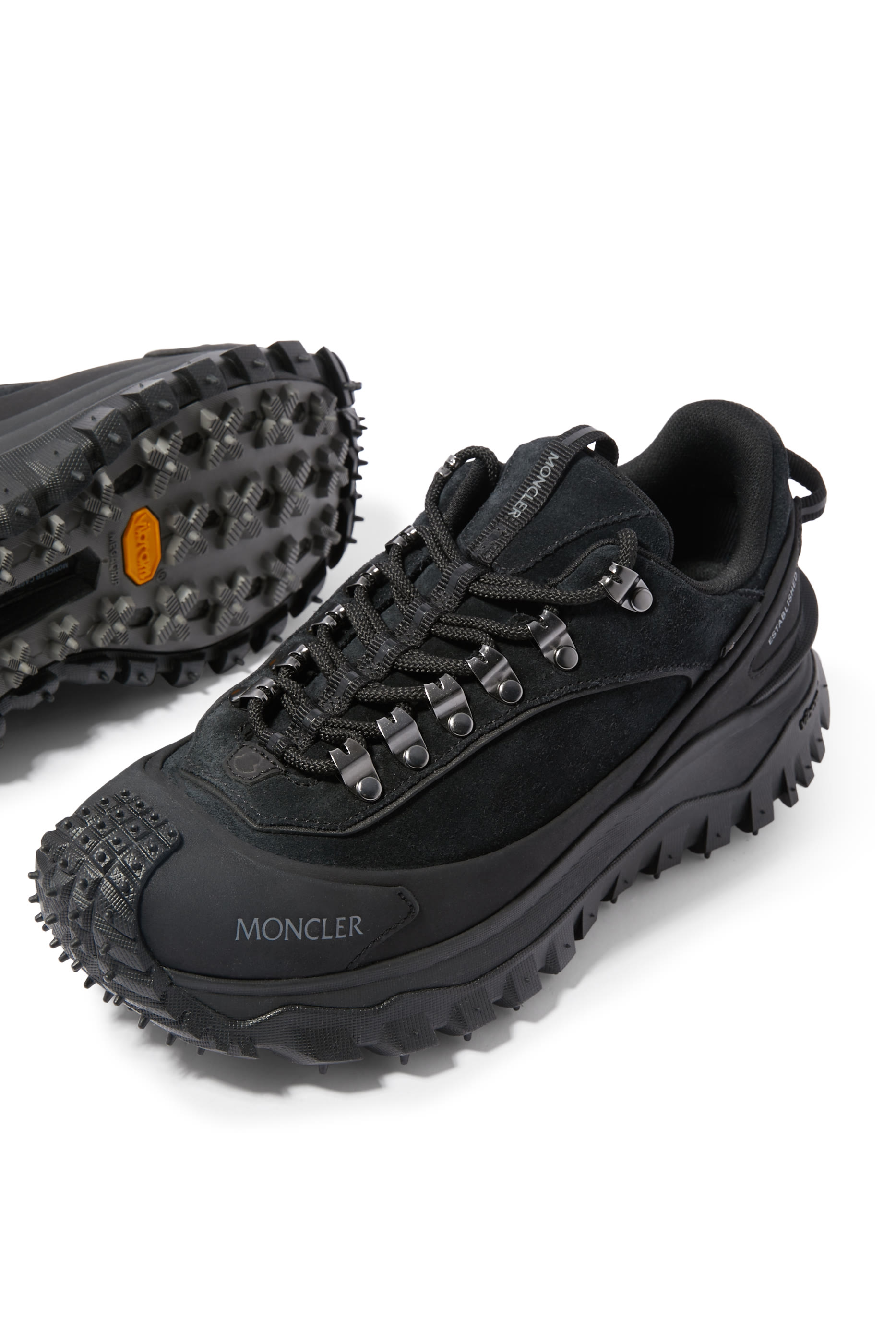 سنيكرز ترايلغريب أبيكس بكاحل منخفض