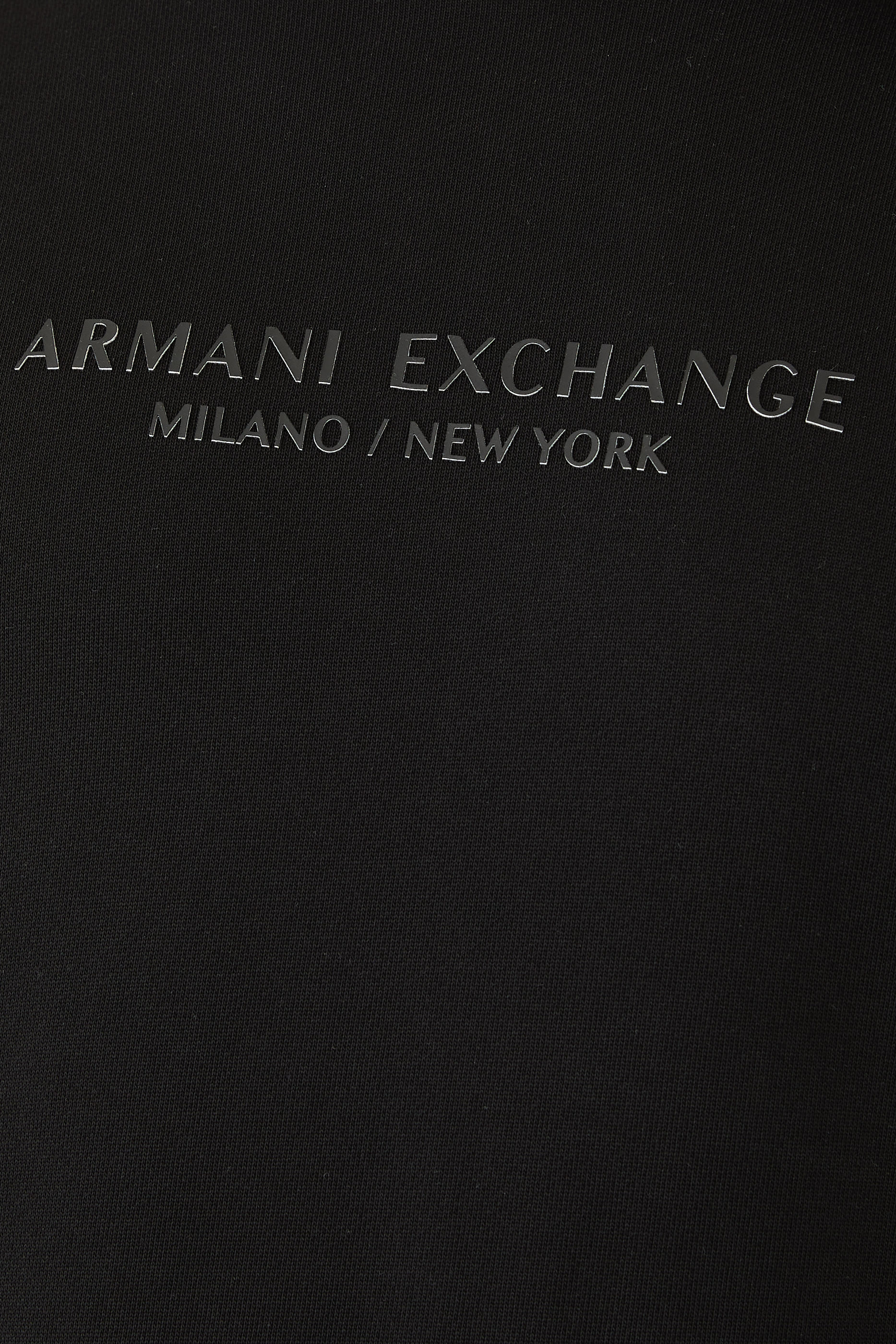 سويت شيرت بغطاء رأس وشعار الماركة