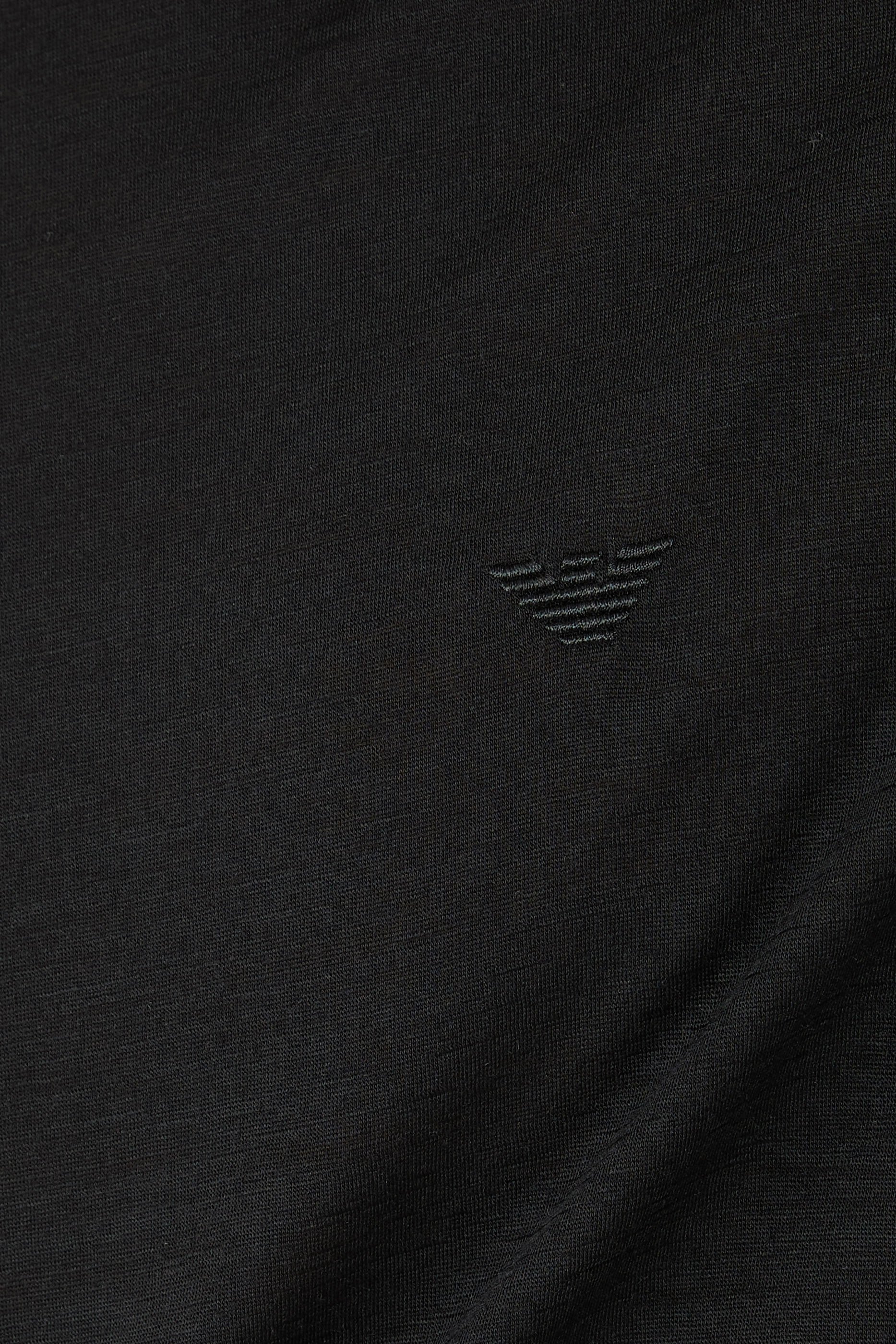 تيشيرت بشعار الماركة