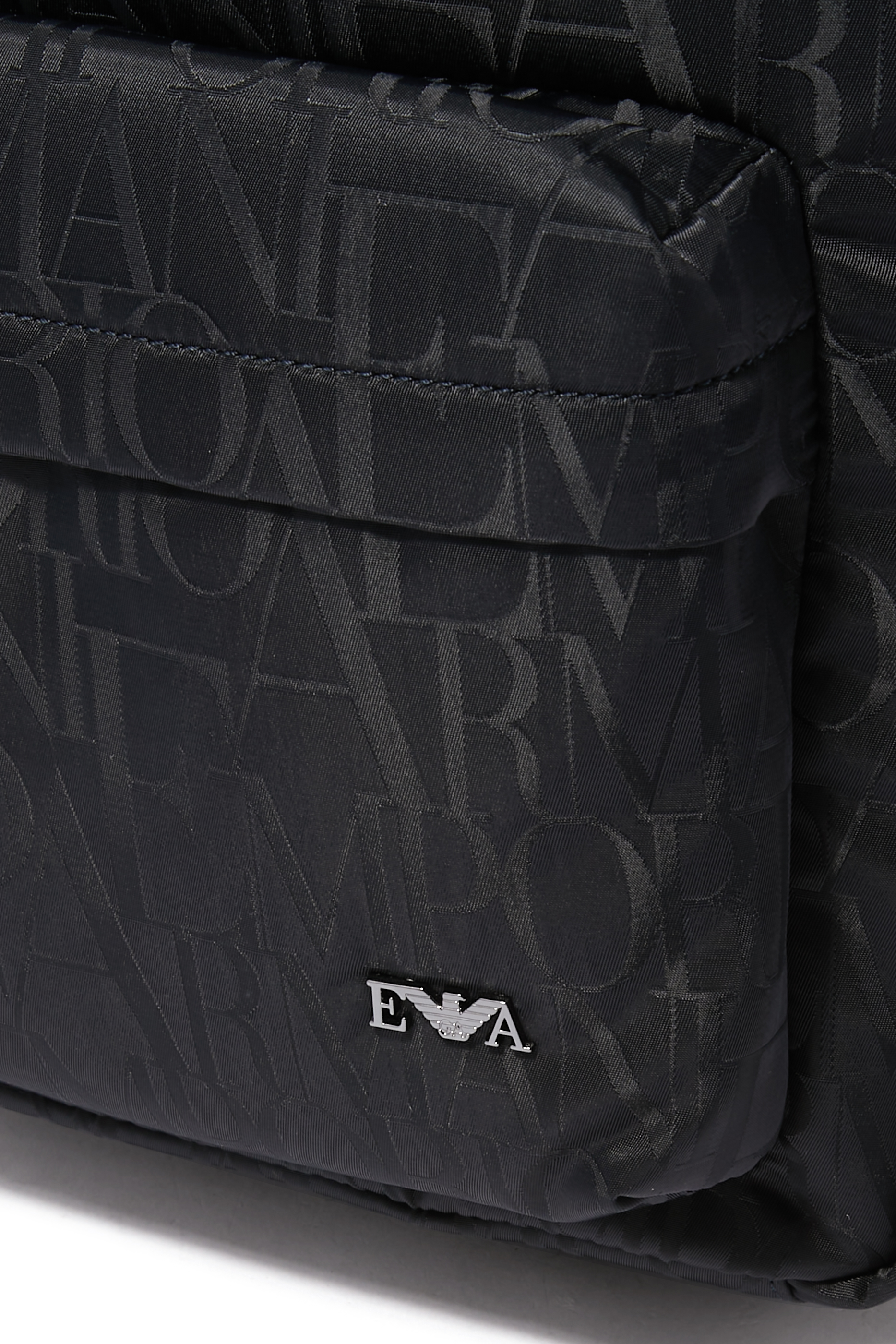 حقيبة ظهر بشعار الماركة للأطفال