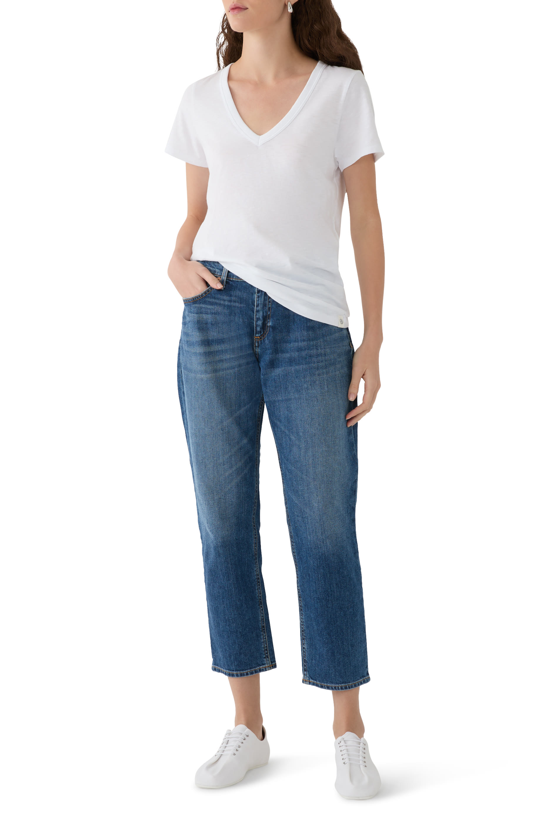 تيشيرت بياقة V قطن سلوب