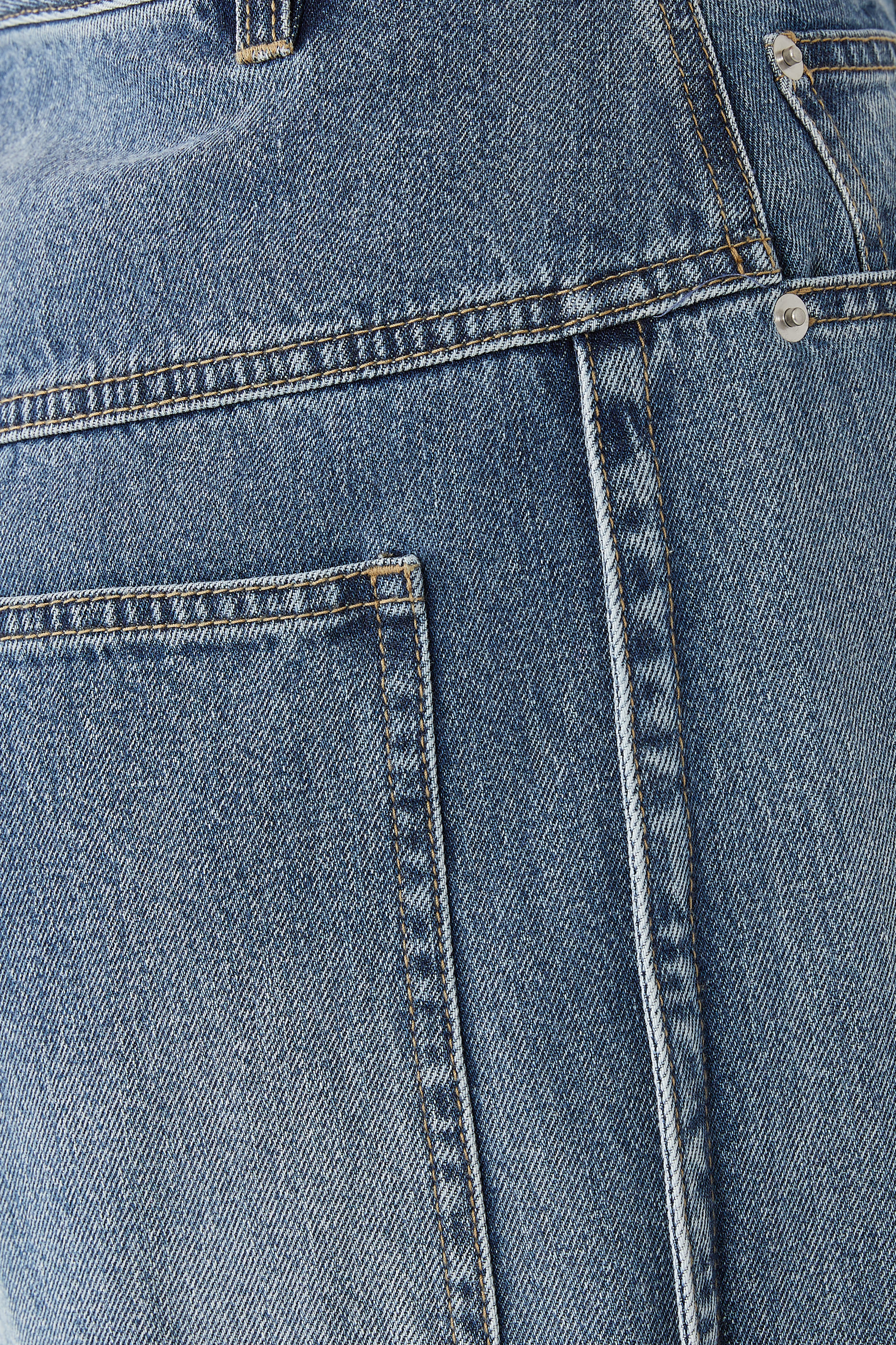 بنطال جينز دنيم بطيات