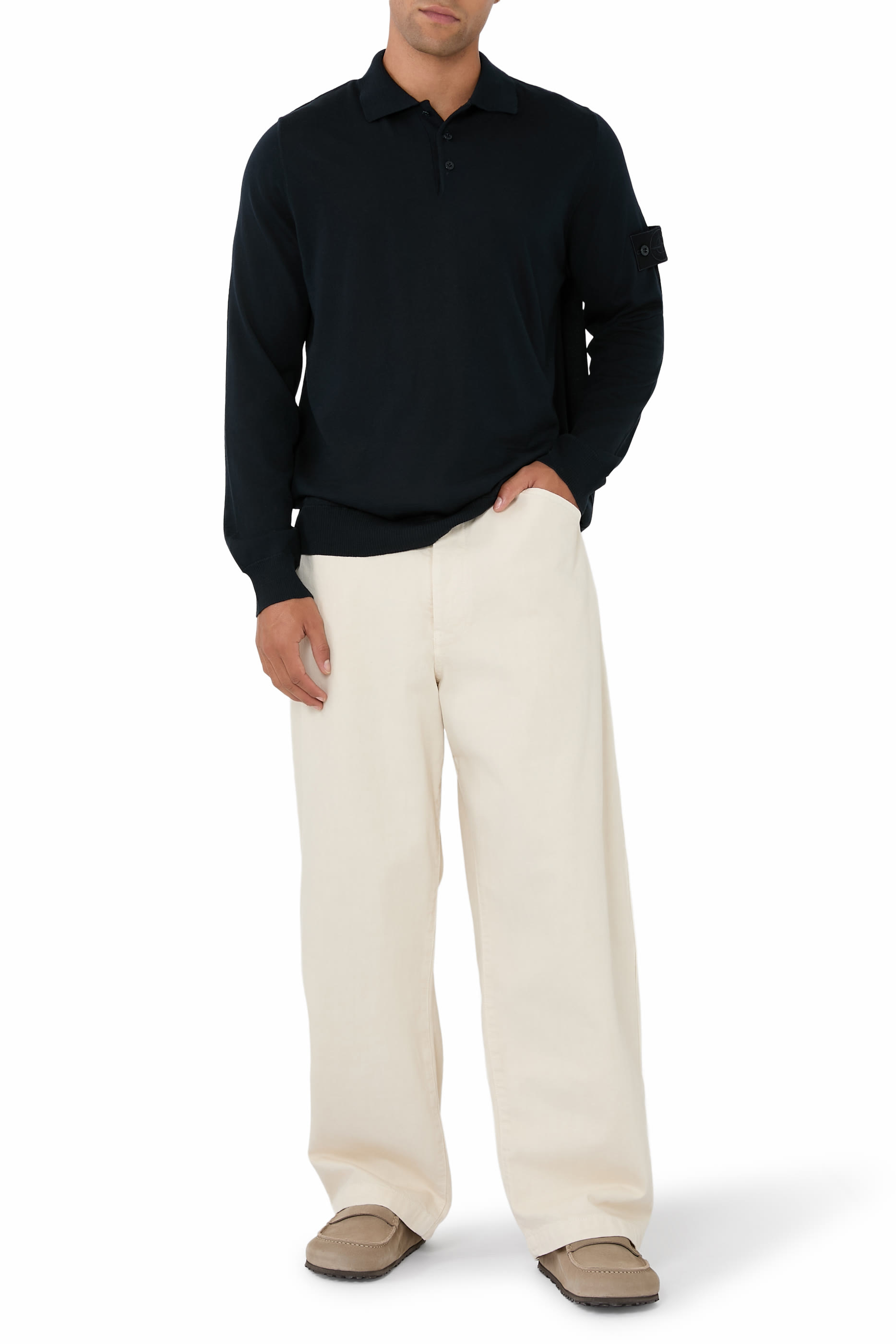 قميص بولو مزين بشارة شعار الماركة