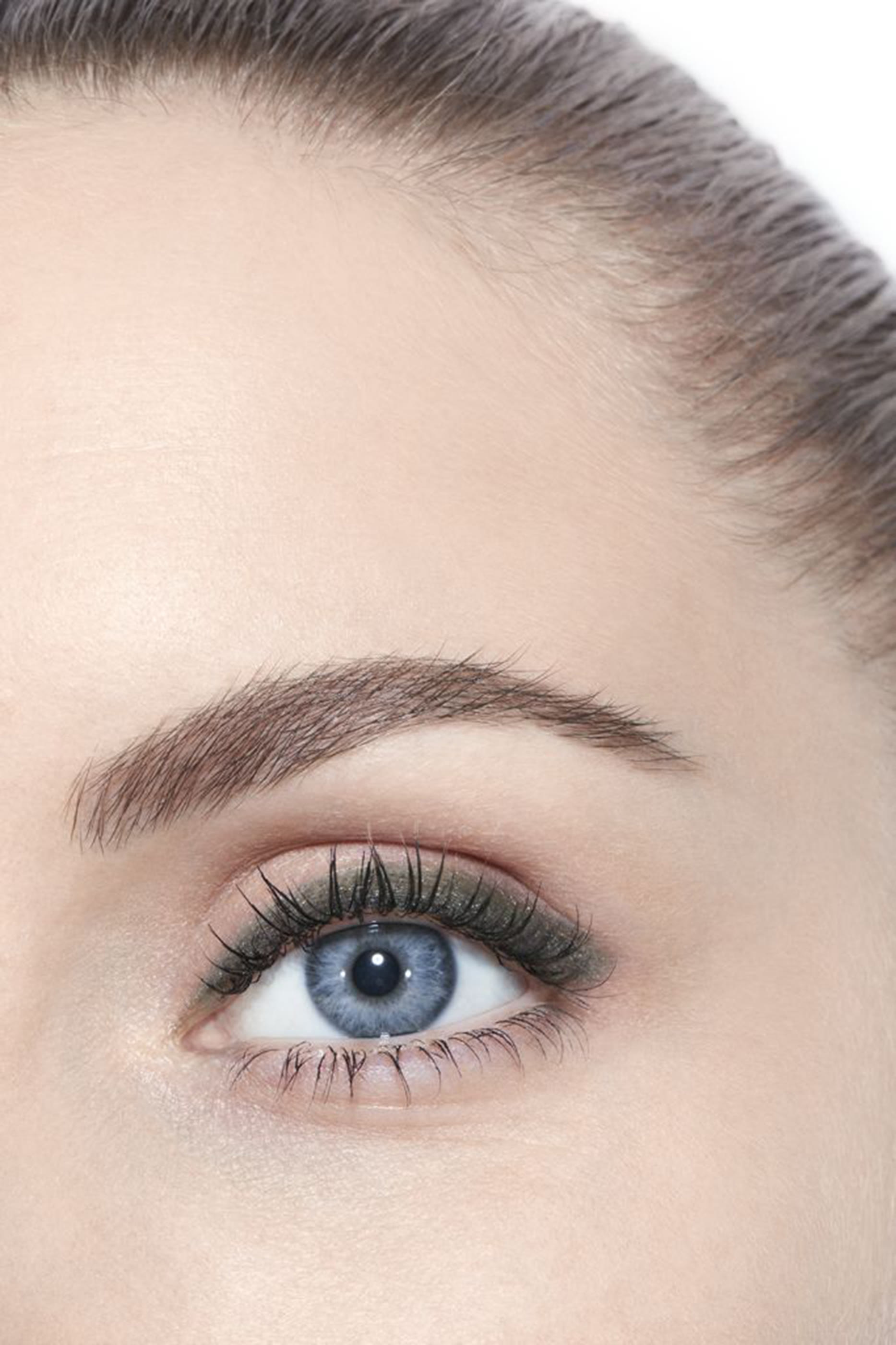 قلم عيون لو كرايون